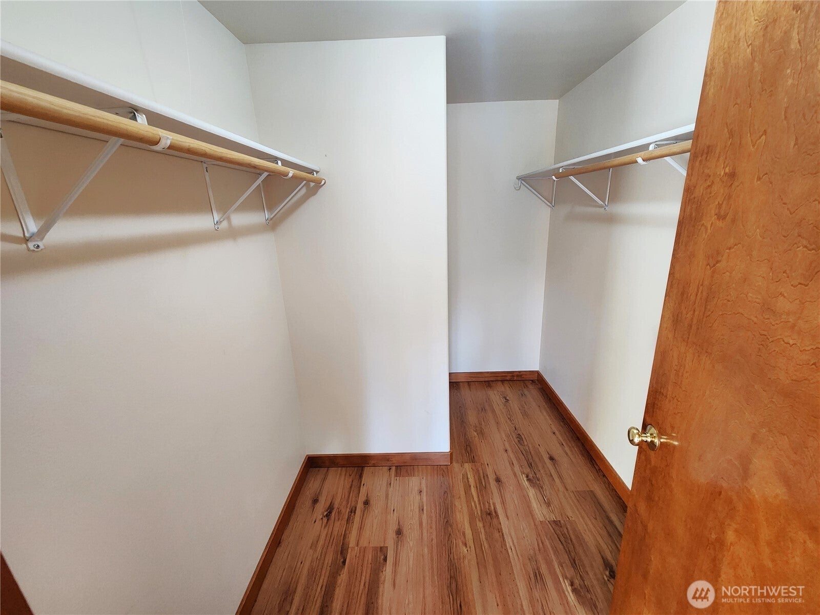 Oroville, Washington, 98844, United States, 2 Bedrooms Bedrooms, ,Residential,For Sale,2001782