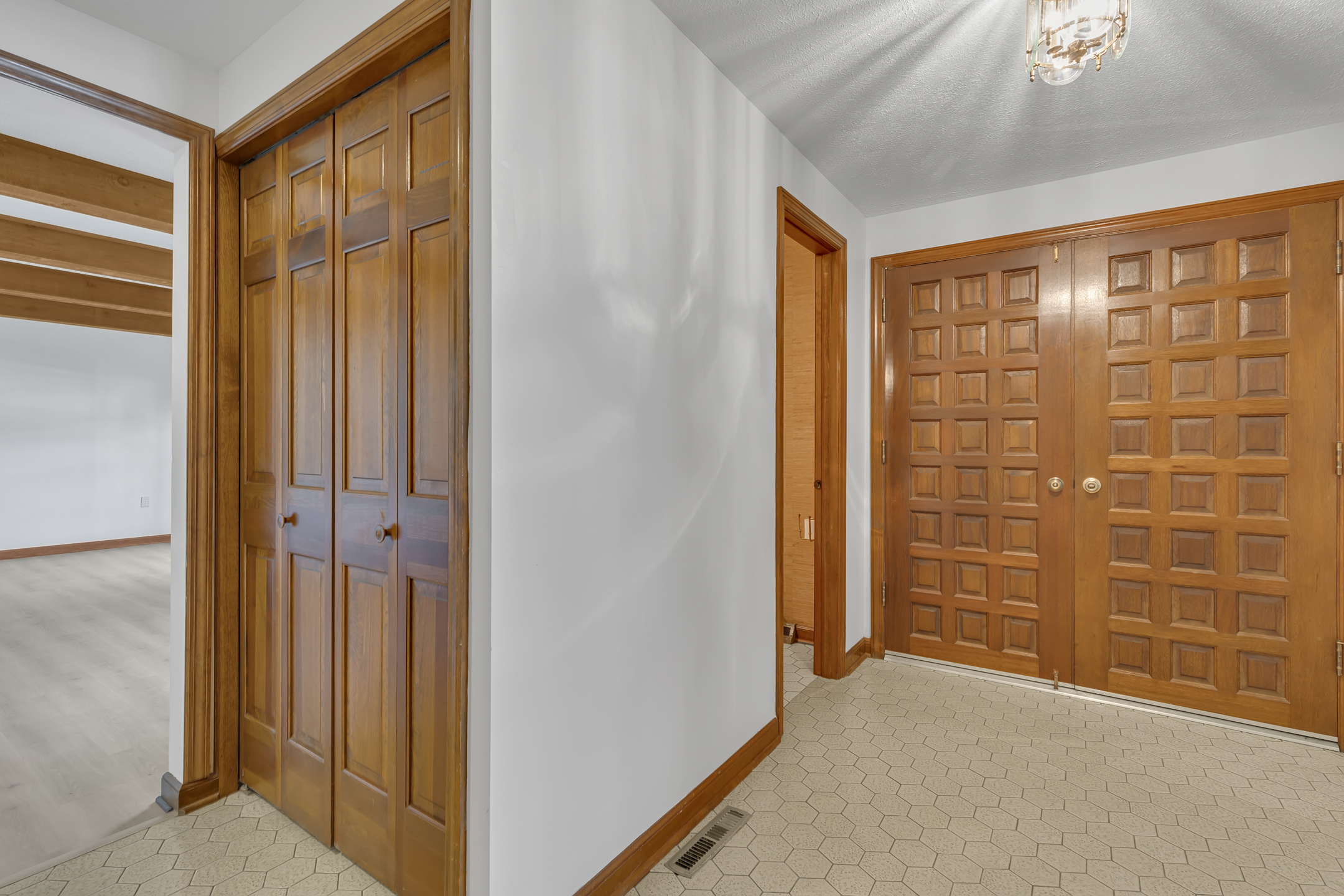  1593 Oak Leaf Lane, Pittsburgh, PA 15237 - 物件實景