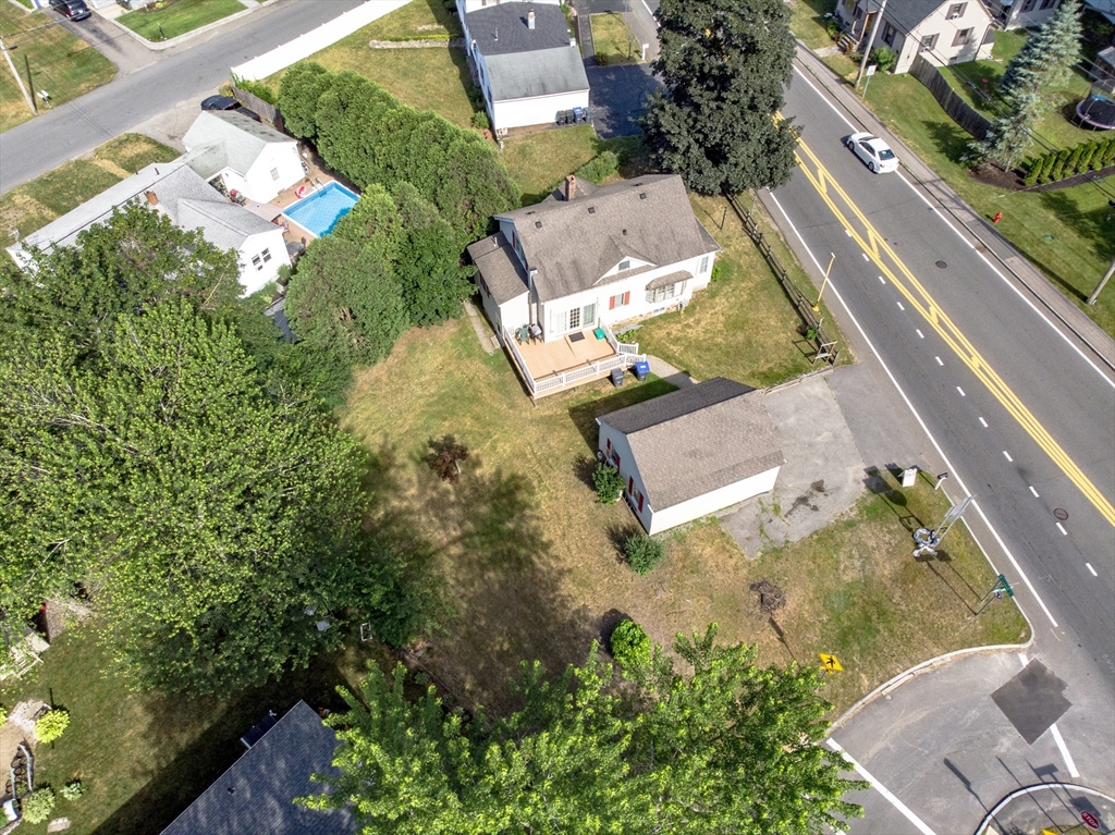 Methuen, Massachusetts, 01844, United States, 3 Bedrooms Bedrooms, ,3 BathroomsBathrooms,Residential,For Sale,1873675