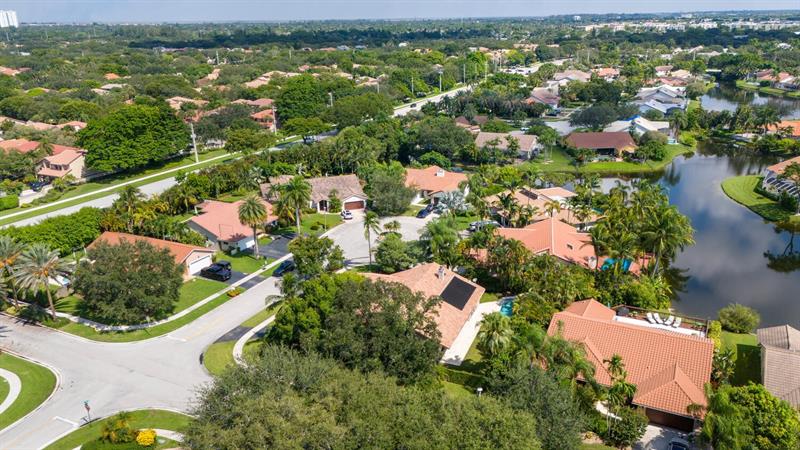 Plantation, Florida, 33322, United States, 4 Bedrooms Bedrooms, ,2 BathroomsBathrooms,Residential,For Sale,1925326