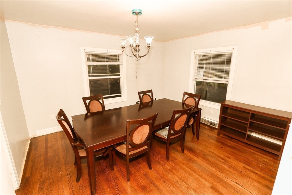 Brockton, Massachusetts, 02301, United States, 3 Bedrooms Bedrooms, ,2 BathroomsBathrooms,Residential,For Sale,1955678