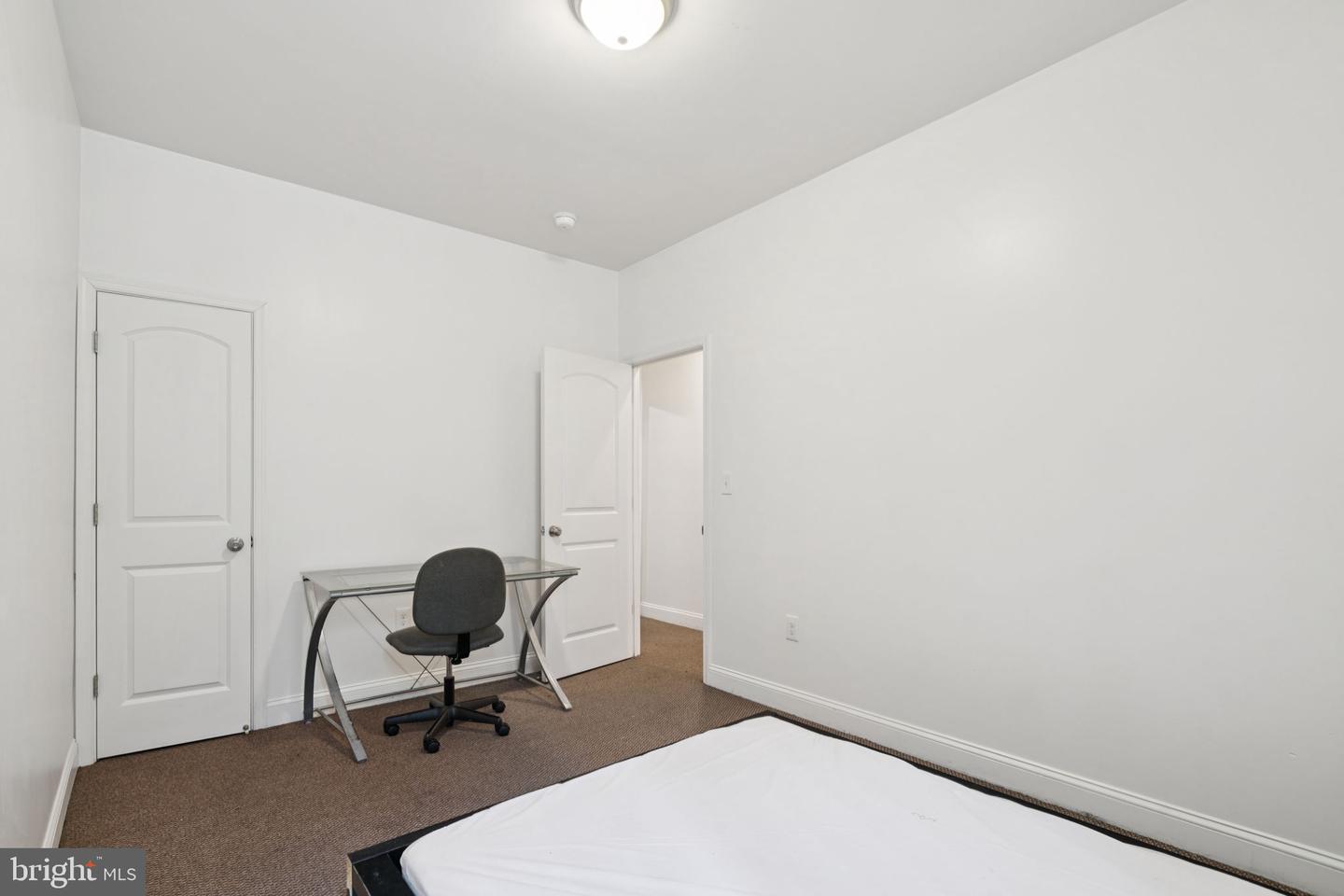 Philadelphia, Pennsylvania, 19133, United States, ,Residential,For Sale,1965543