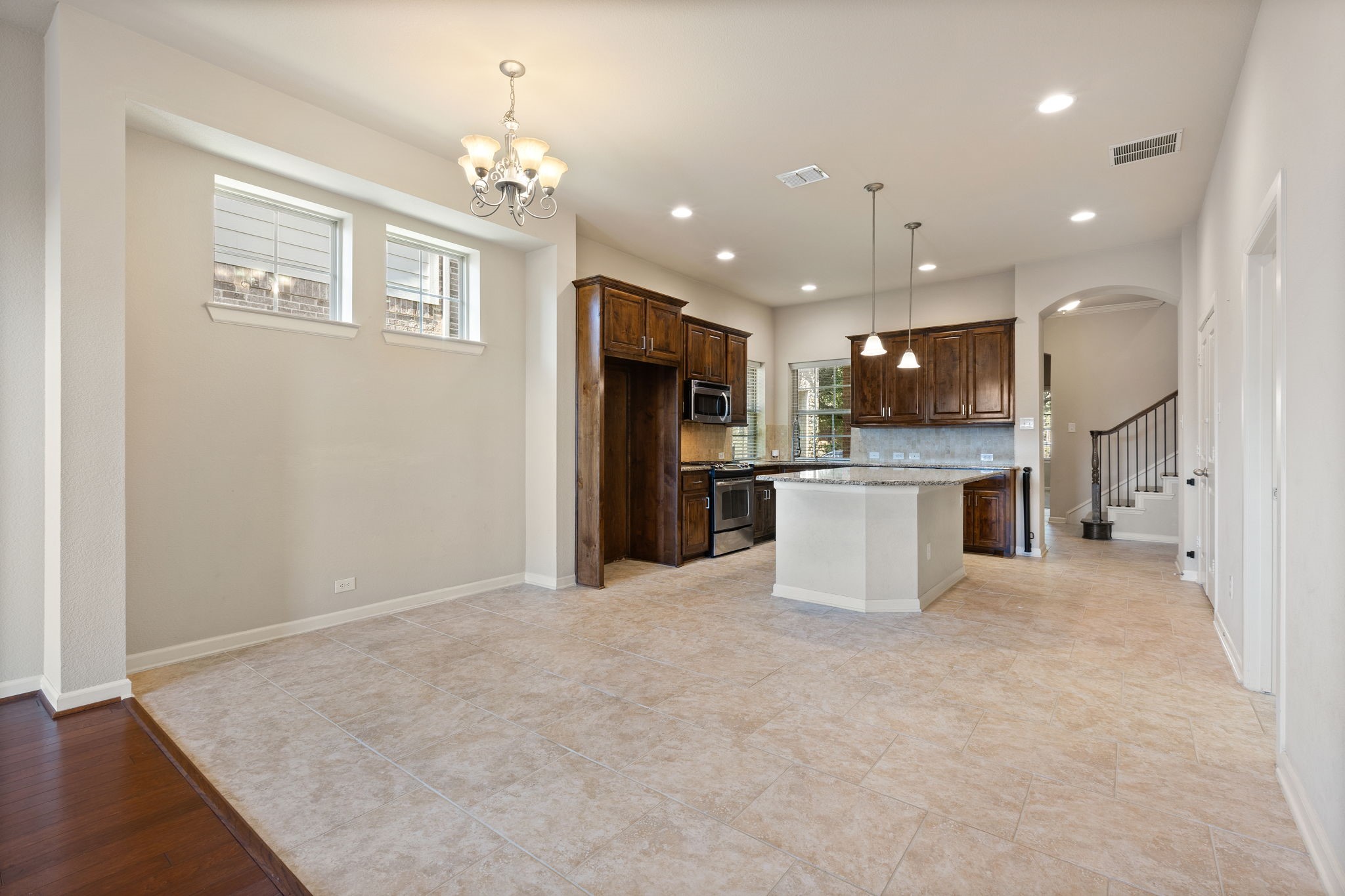 Lewisville, Texas, 75056, United States, 4 Bedrooms Bedrooms, ,3 BathroomsBathrooms,Residential,For Sale,1989126