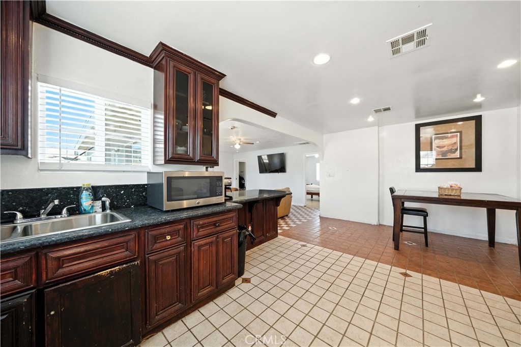 Perris, California, 92570, United States, 4 Bedrooms Bedrooms, ,2 BathroomsBathrooms,Residential,For Sale,1974911