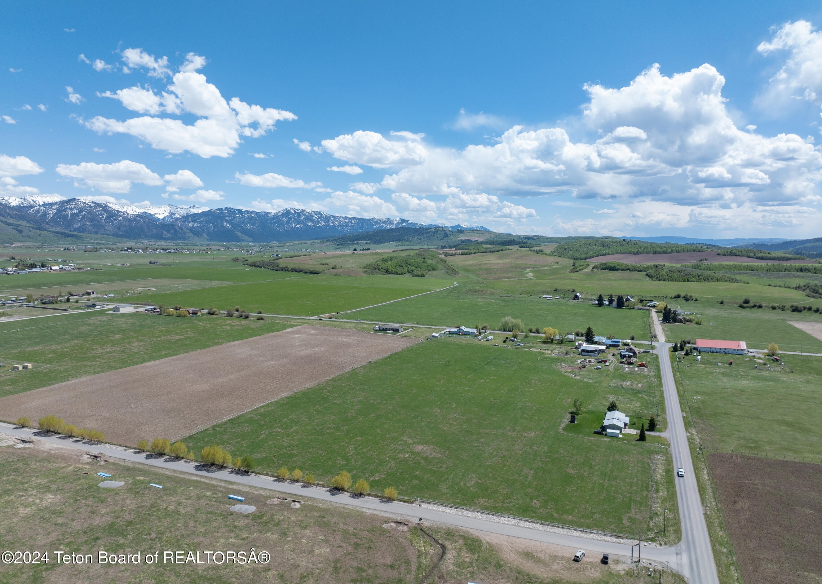 Thayne, Wyoming, 83127, United States, ,Residential,For Sale,1921409