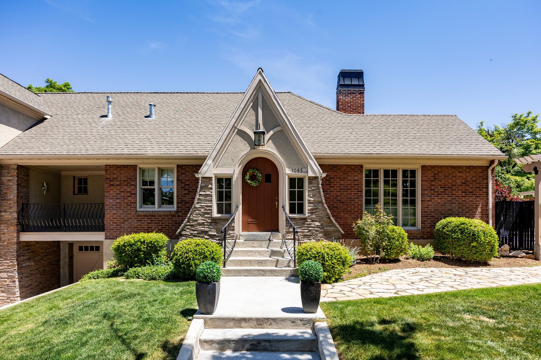  Historic Charm Meets Modern Living in the Heart of Yalecrest - 物件實景