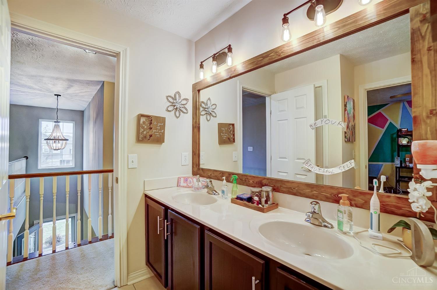 Liberty Twp, Ohio, 45011, United States, 4 Bedrooms Bedrooms, ,3 BathroomsBathrooms,Residential,For Sale,1695693