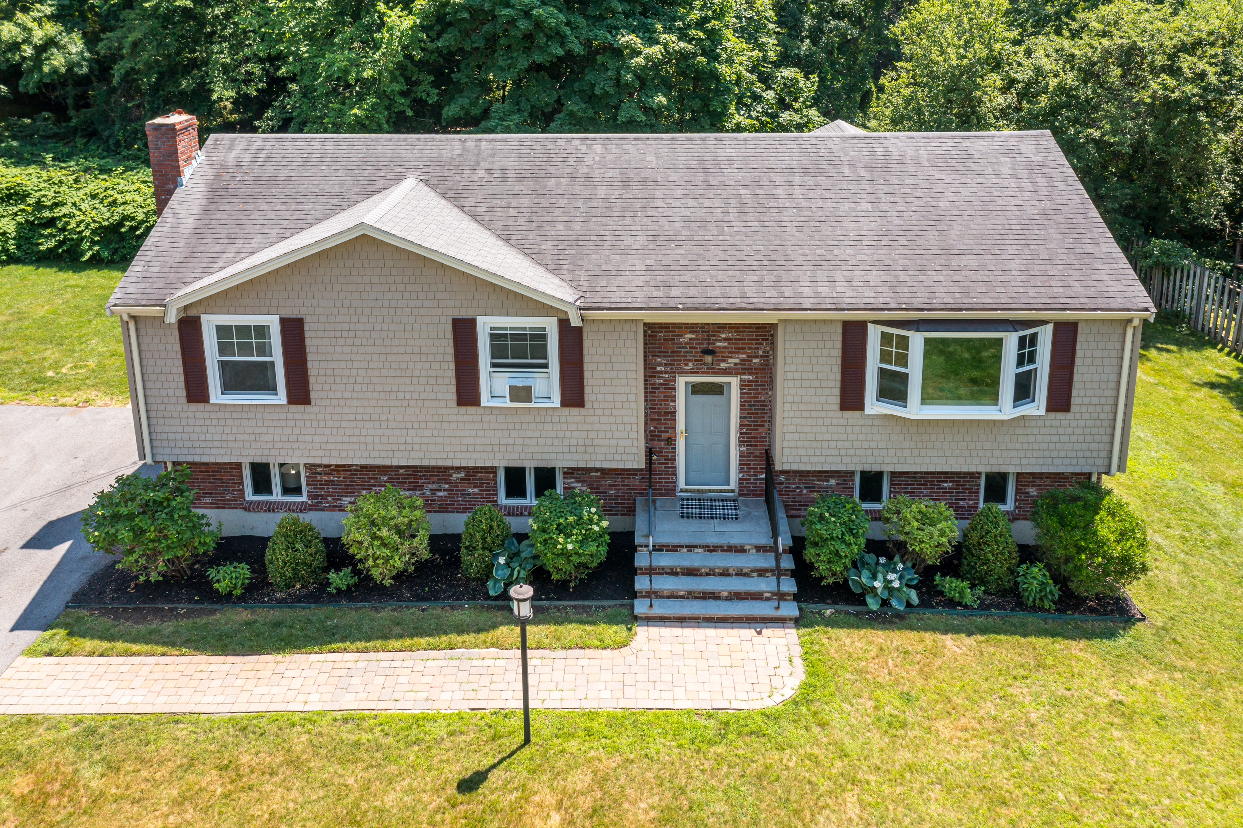  4 Colburn Street, Natick, MA, 01760 - 物件實景