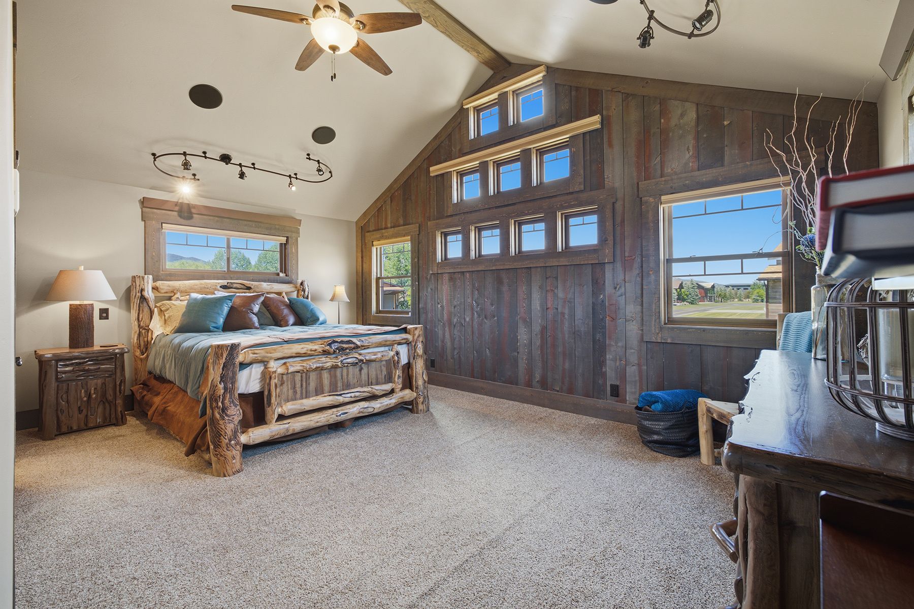  Elevated Living at Alpine Airpark - 物件實景
