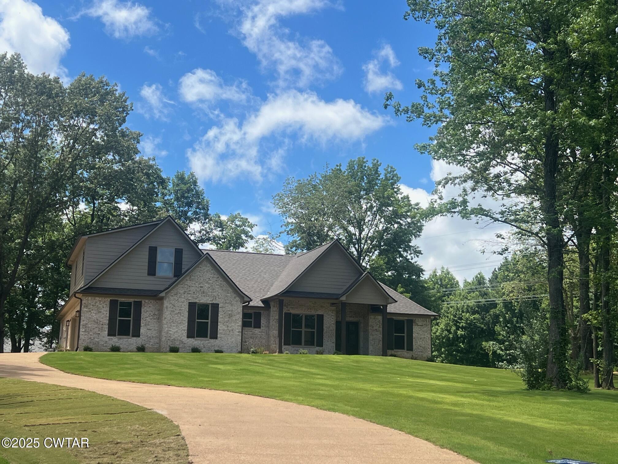 Jackson, Tennessee, 38305, United States, 4 Bedrooms Bedrooms, ,3 BathroomsBathrooms,Residential,For Sale,1754402