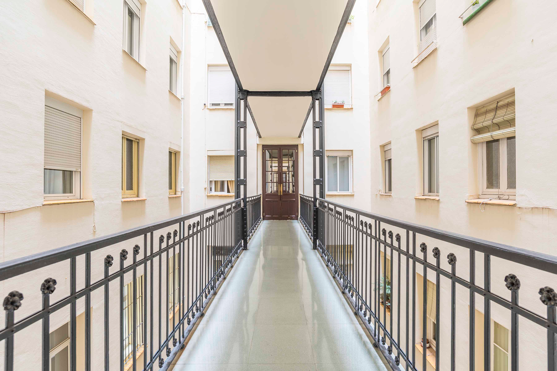  Foot on the ground in the Salamanca neighborhood. - 物件實景