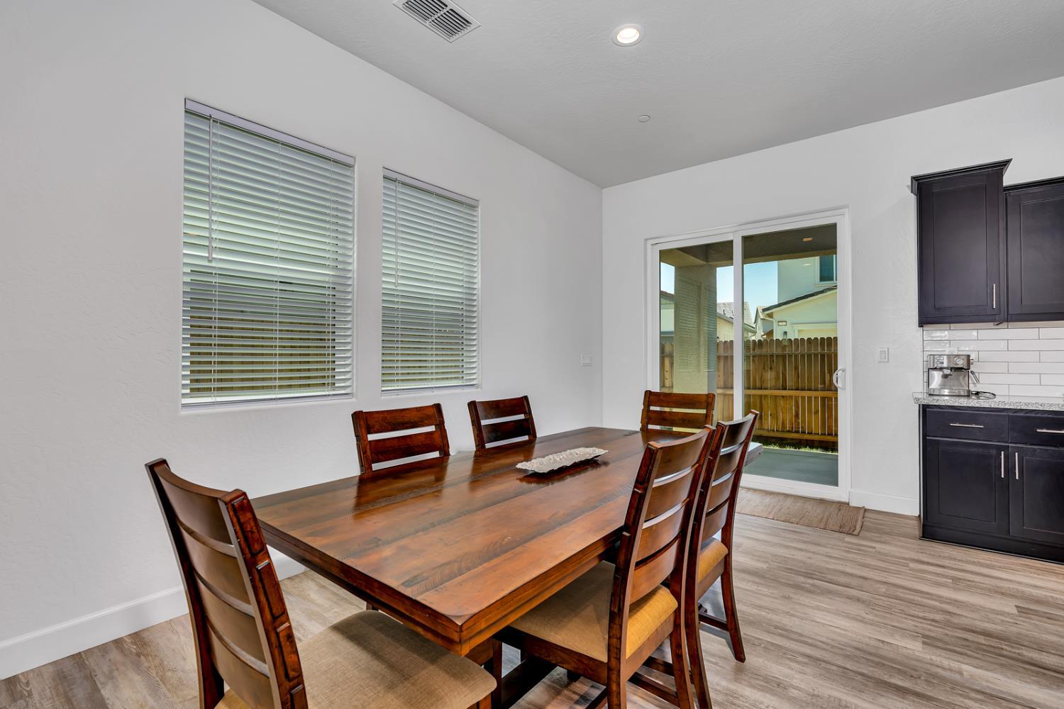 Madera, California, 93636, United States, 4 Bedrooms Bedrooms, ,4 BathroomsBathrooms,Residential,For Sale,1938347