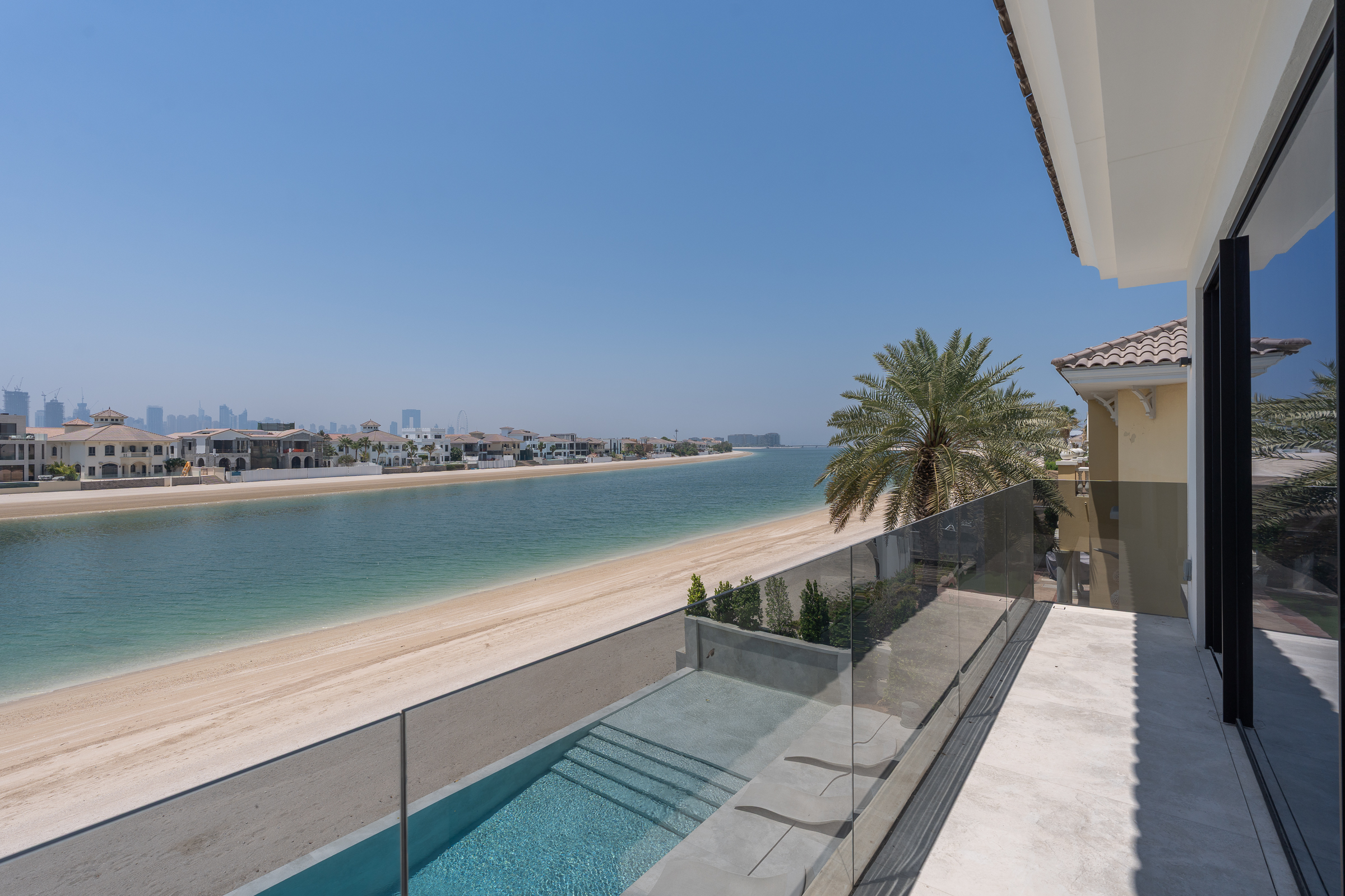  Turnkey Palm Jumeirah Villa With Private Beach - 物件實景