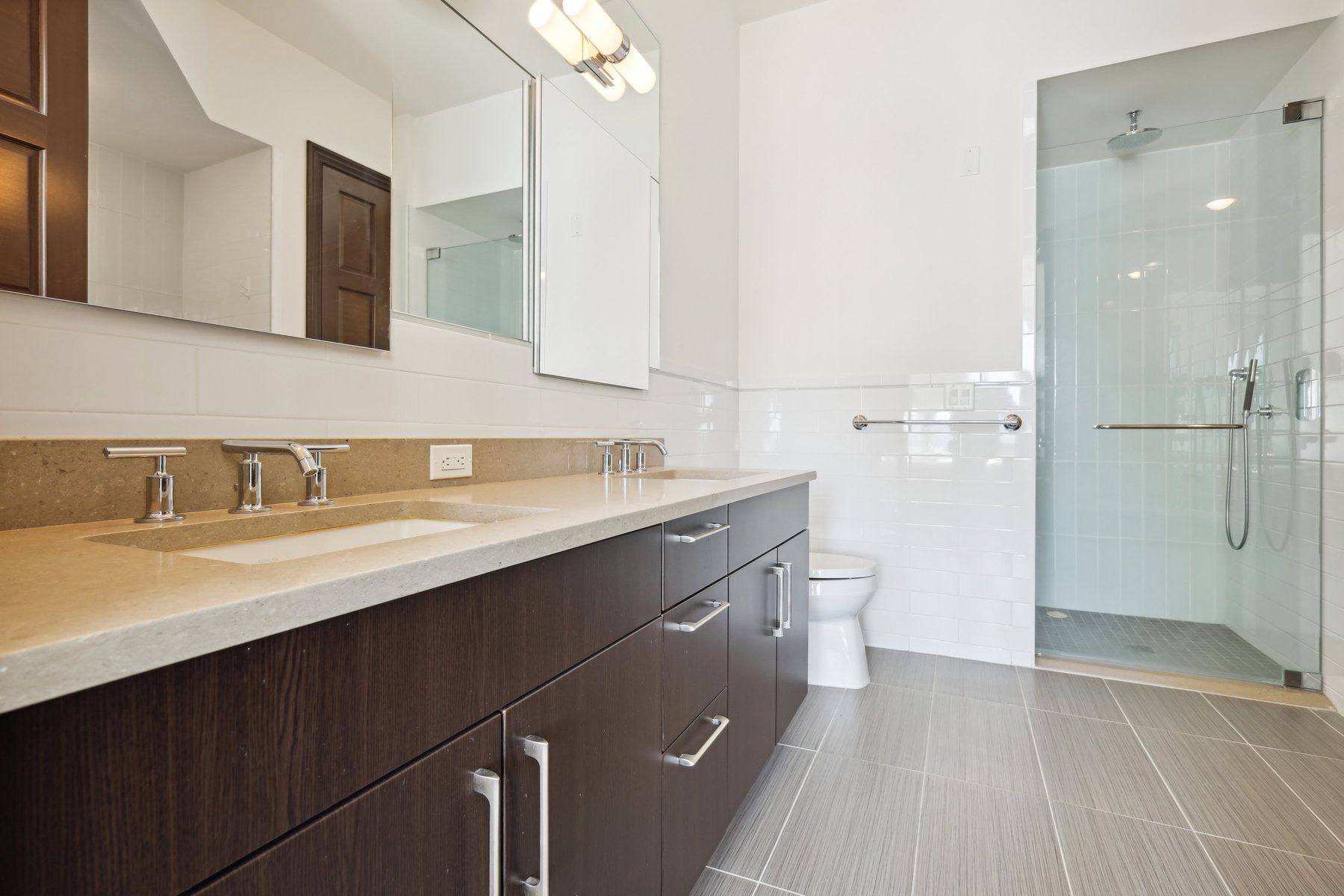  9 Somerset Lane, Edgewater, NJ, 07020 - 物件實景