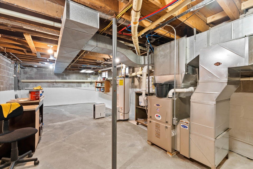 Wilson, Wisconsin, 53070, United States, 4 Bedrooms Bedrooms, ,2 BathroomsBathrooms,Residential,For Sale,1981812