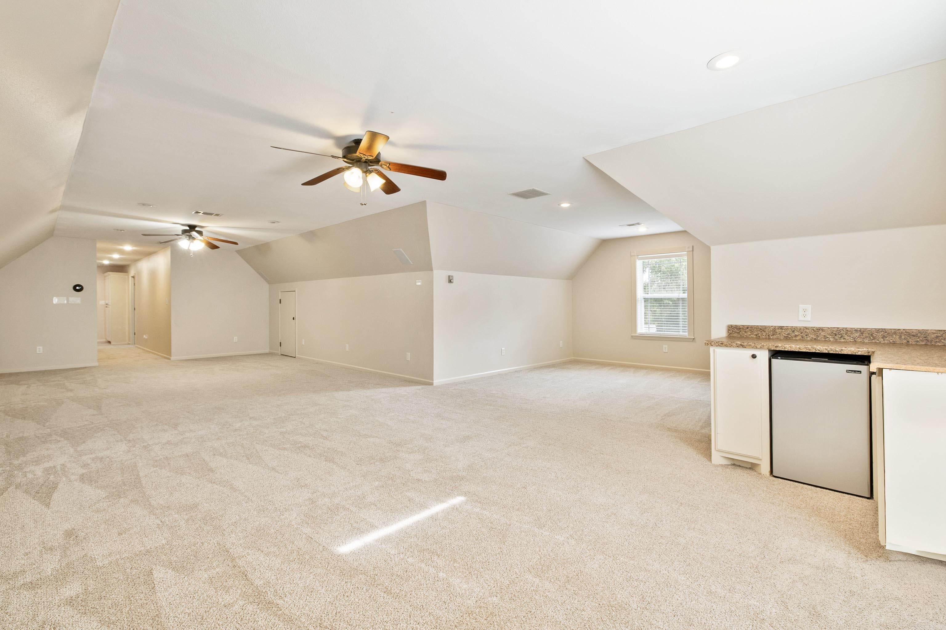 Benton, Arkansas, 72019, United States, 4 Bedrooms Bedrooms, ,4 BathroomsBathrooms,Residential,For Sale,2048594