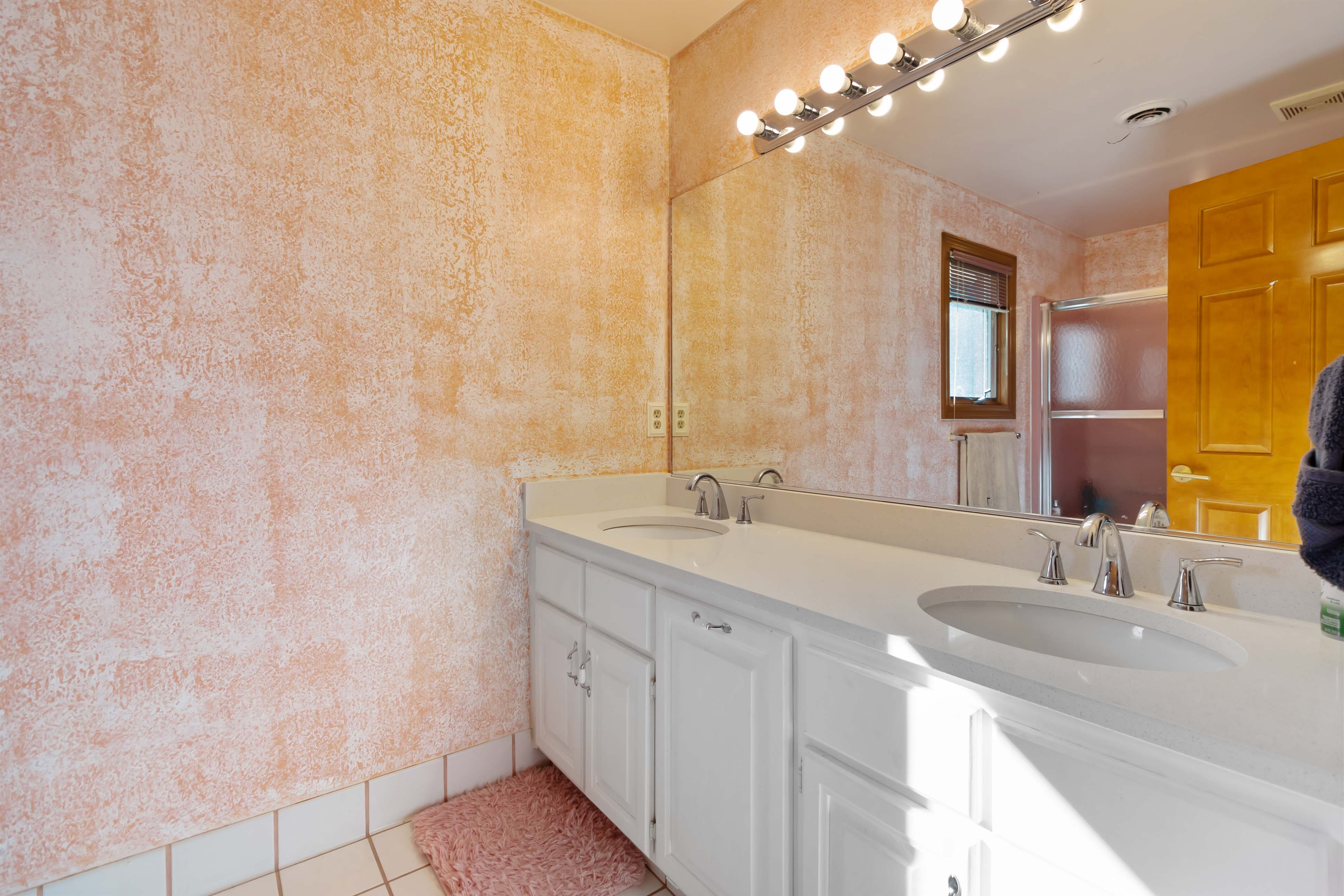 Somerset, Kentucky, 42501, United States, 4 Bedrooms Bedrooms, ,3 BathroomsBathrooms,Residential,For Sale,1980491