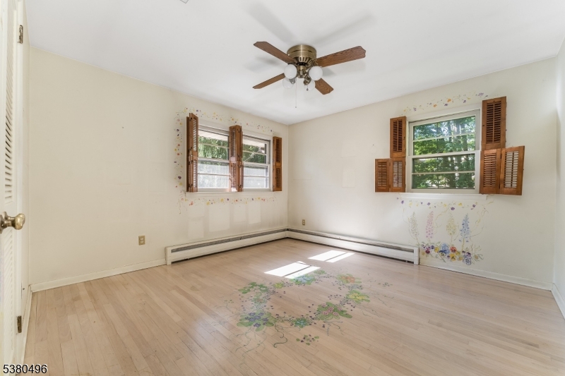 Bridgewater Twp., New Jersey, 07920, United States, 3 Bedrooms Bedrooms, ,2 BathroomsBathrooms,Residential,For Sale,1927151