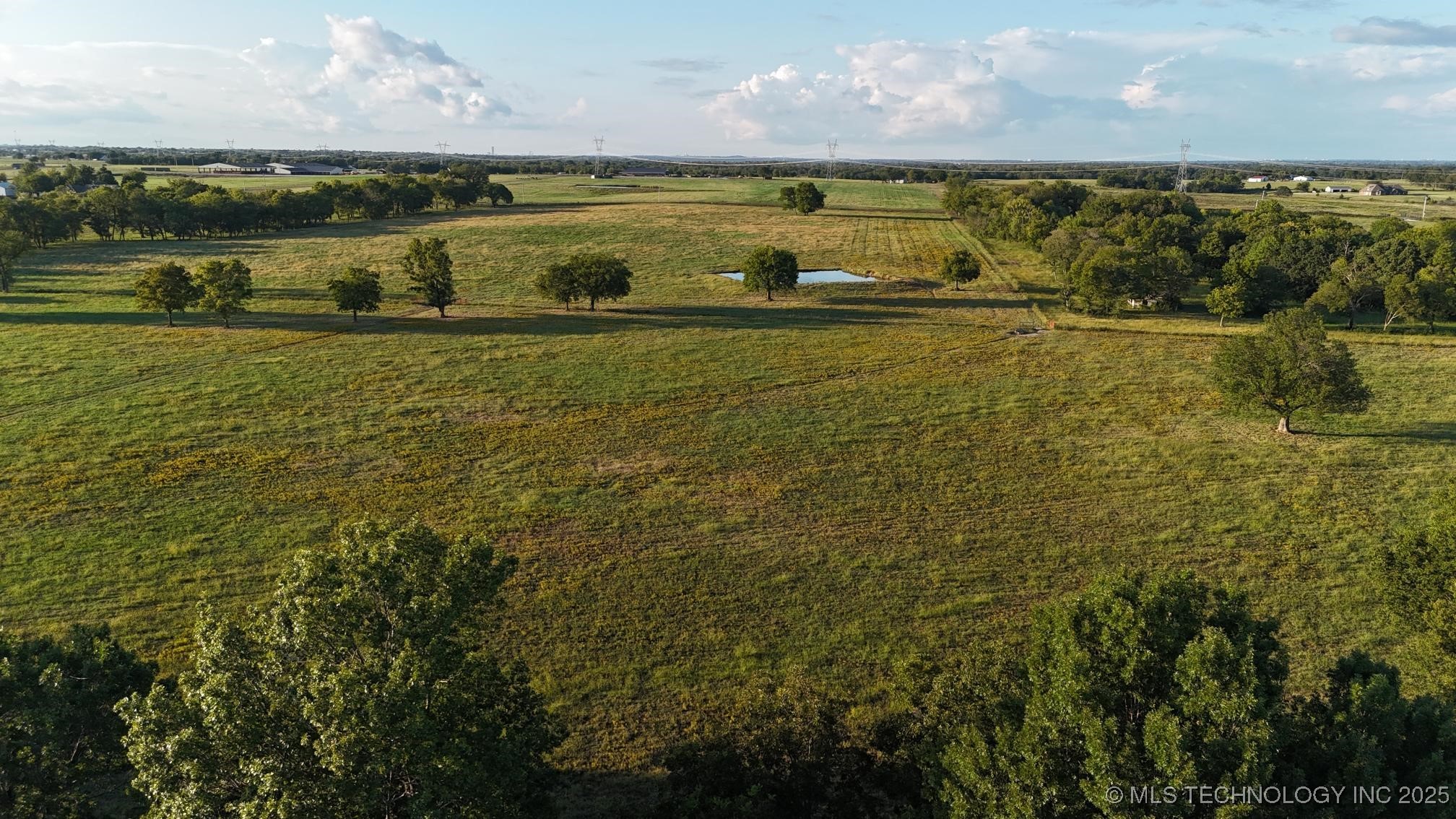 Mounds, Oklahoma, 74047, United States, 4 Bedrooms Bedrooms, ,6 BathroomsBathrooms,Residential,For Sale,1960960