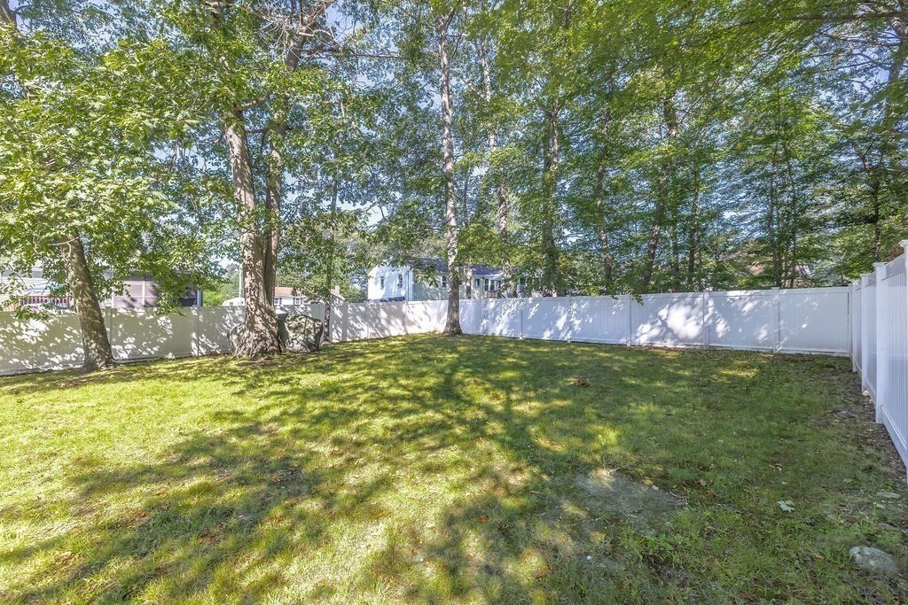 Milford, Massachusetts, 01757, United States, 3 Bedrooms Bedrooms, ,2 BathroomsBathrooms,Residential,For Sale,1987484
