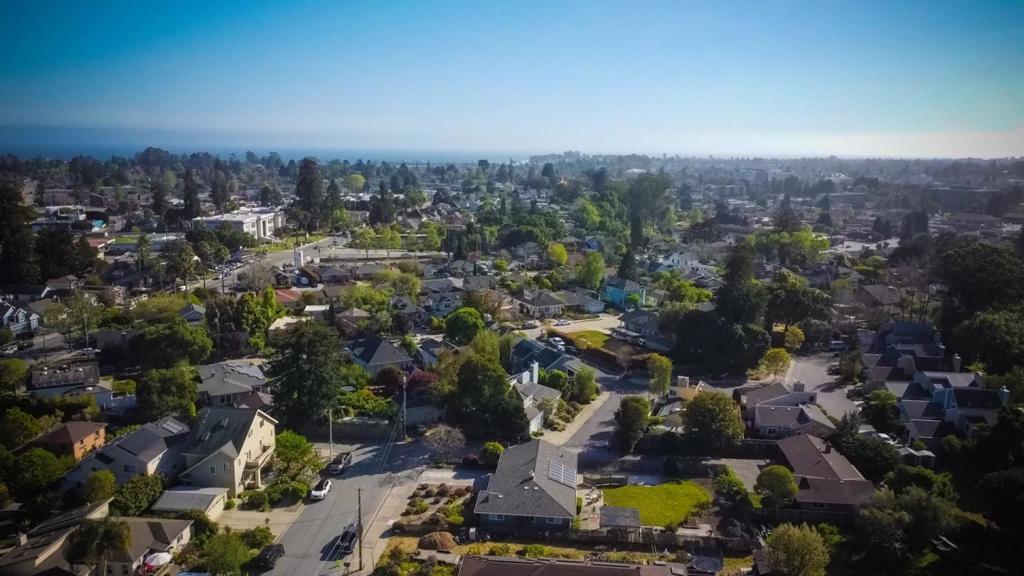 Santa Cruz, California, 95062, United States, 3 Bedrooms Bedrooms, ,2 BathroomsBathrooms,Residential,For Sale,2031926