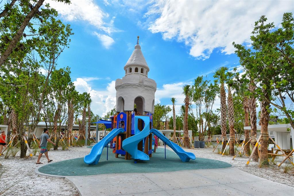Sarasota, Florida, 34242, United States, 4 Bedrooms Bedrooms, ,3 BathroomsBathrooms,Residential,For Sale,1885427