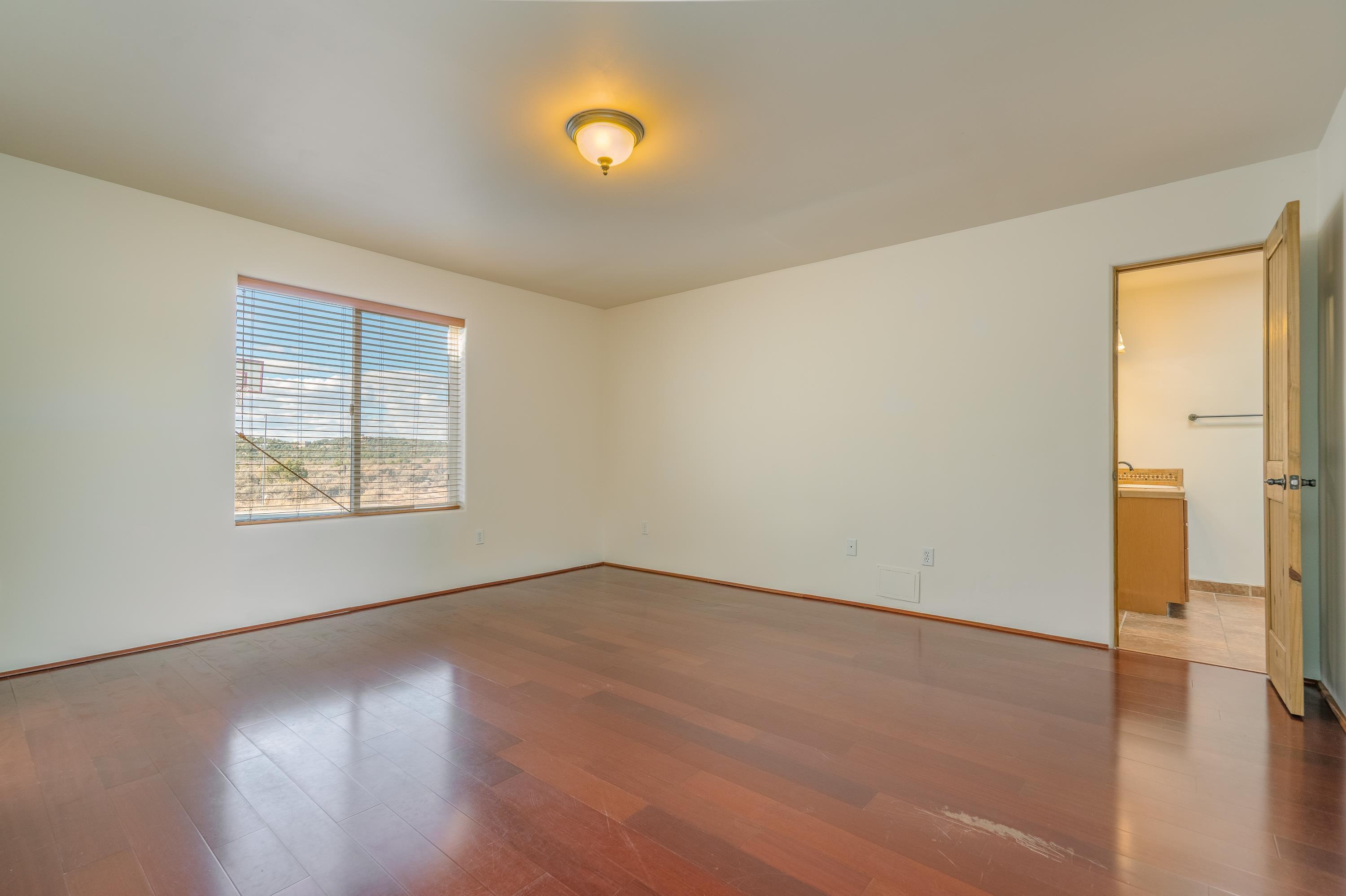 Arroyo Hondo, New Mexico, 87513, United States, 2 Bedrooms Bedrooms, ,2 BathroomsBathrooms,Residential,For Sale,1995561