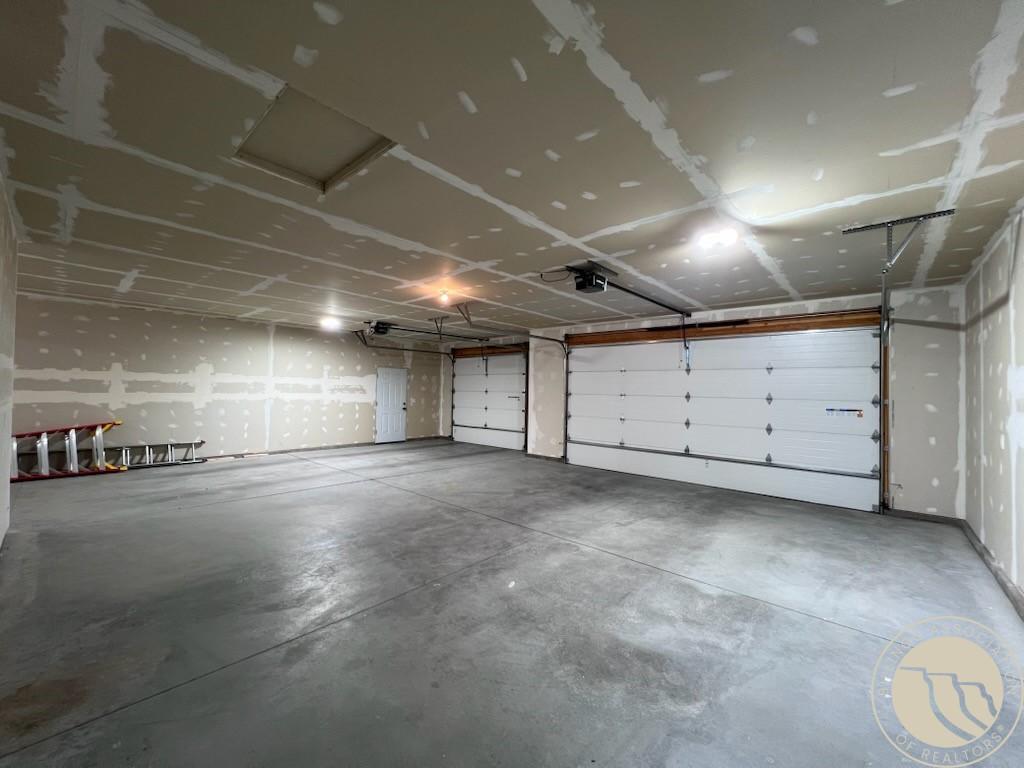 Billings, Montana, 59101, United States, 3 Bedrooms Bedrooms, ,2 BathroomsBathrooms,Residential,For Sale,1993388