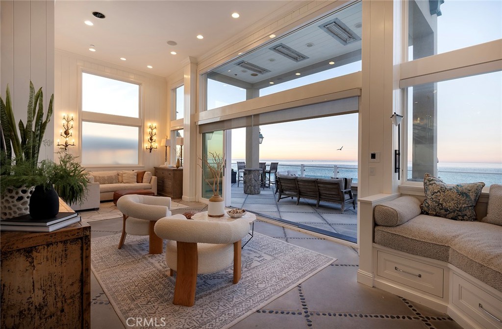 Dana Point, California, 92624, United States, 4 Bedrooms Bedrooms, ,5 BathroomsBathrooms,Residential,For Sale,1739161