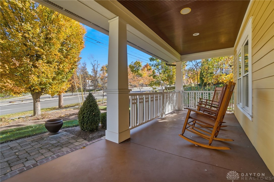 Oakwood, Ohio, 45409, United States, 3 Bedrooms Bedrooms, ,3 BathroomsBathrooms,Residential,For Sale,1991510