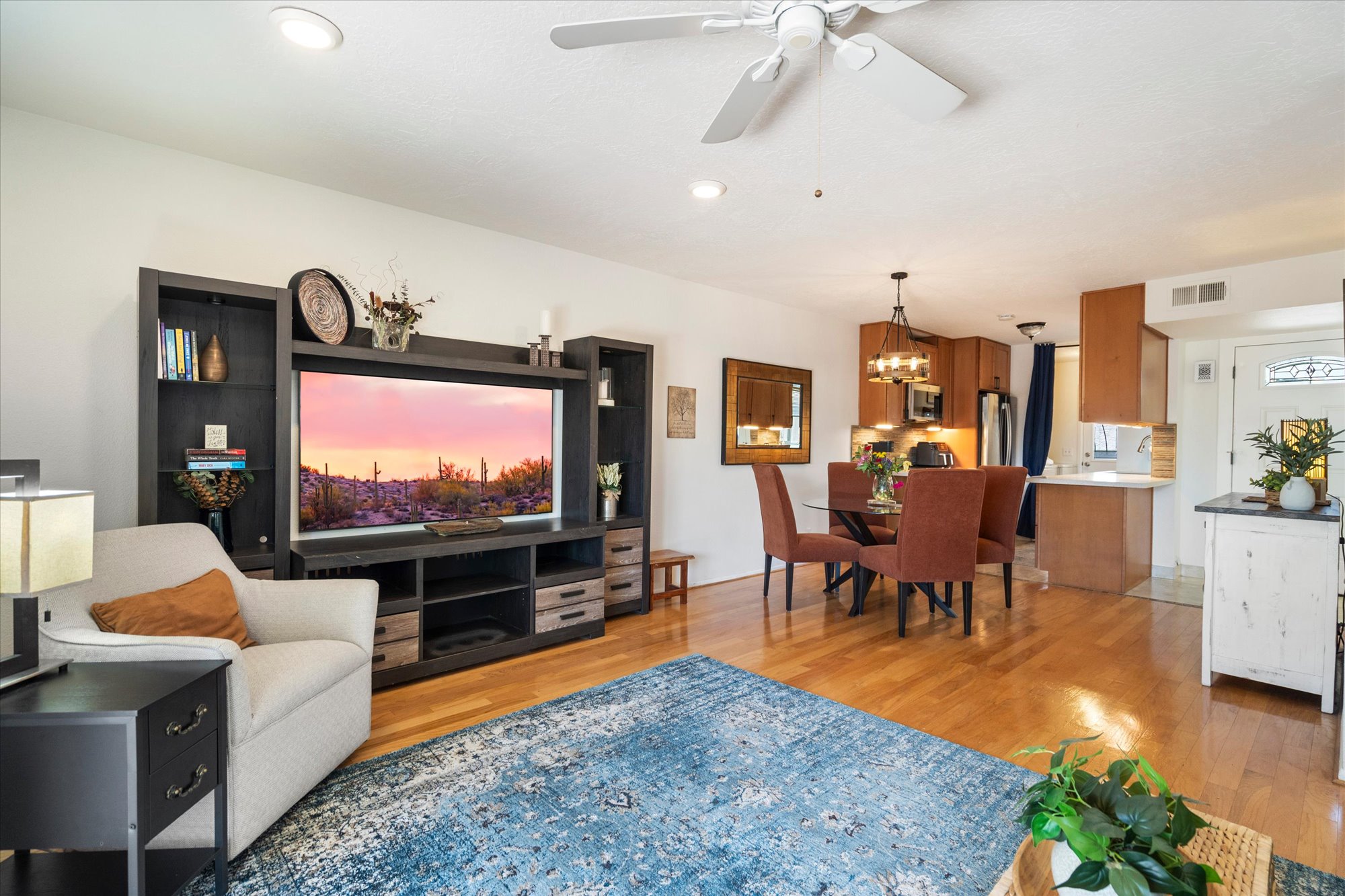  1173 E Beryl Avenue  Phoenix, AZ - 物件實景