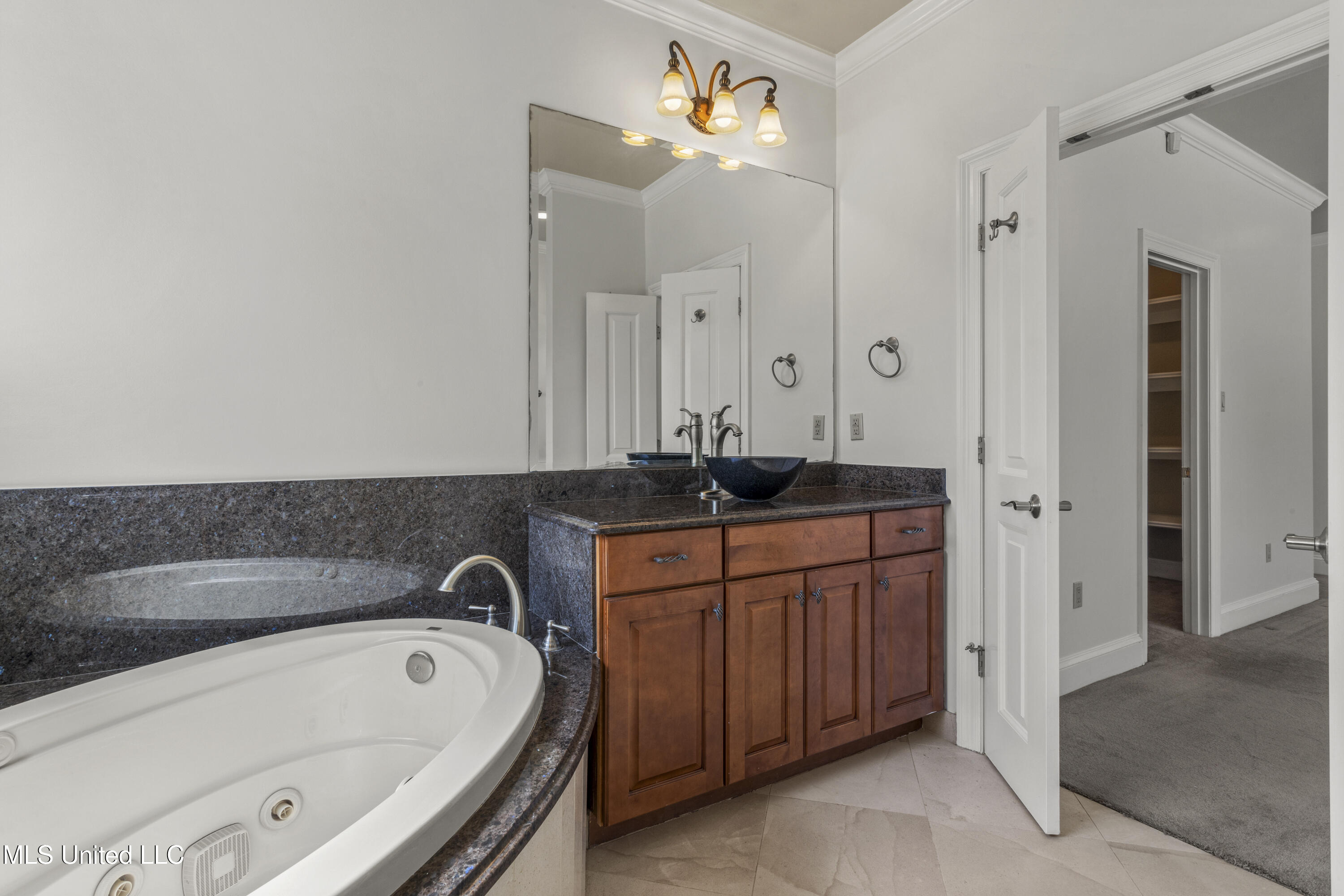 Biloxi, Mississippi, 39531, United States, 4 Bedrooms Bedrooms, ,3 BathroomsBathrooms,Residential,For Sale,1908803