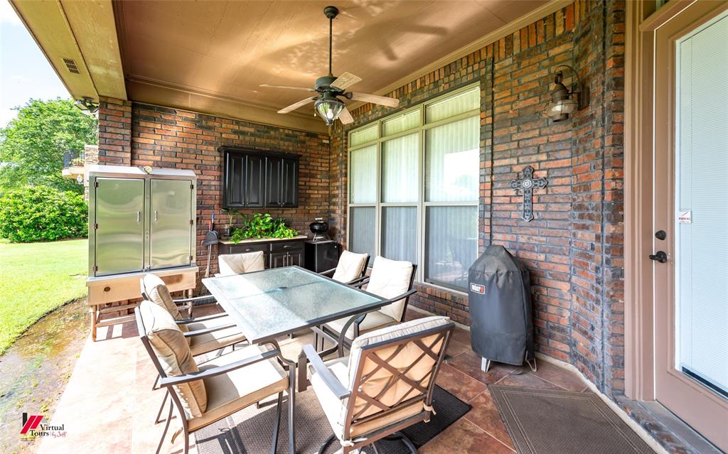 Bossier City, Louisiana, 71111, United States, 3 Bedrooms Bedrooms, ,3 BathroomsBathrooms,Residential,For Sale,1837396