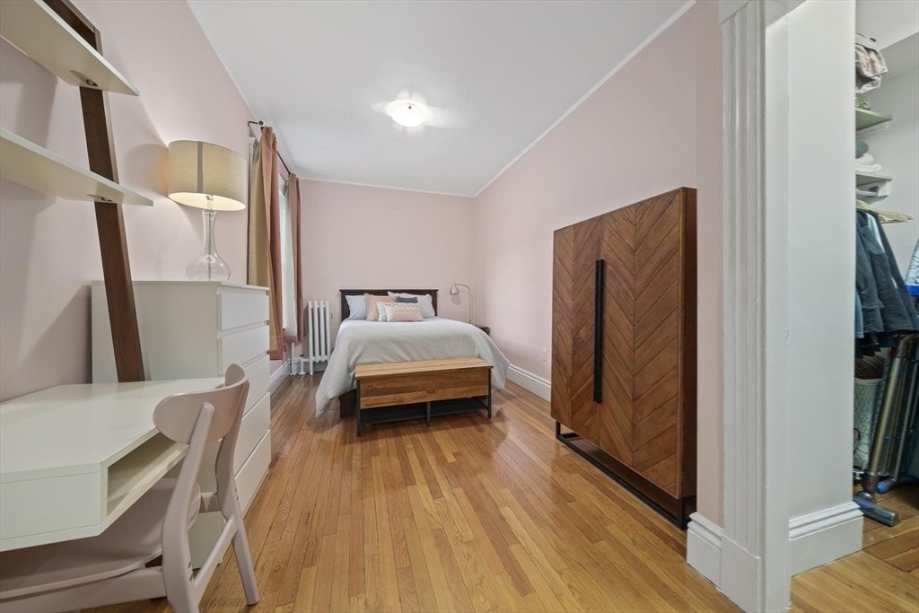 Brookline, Massachusetts, 02446, United States, 3 Bedrooms Bedrooms, ,2 BathroomsBathrooms,Residential,For Sale,1787274