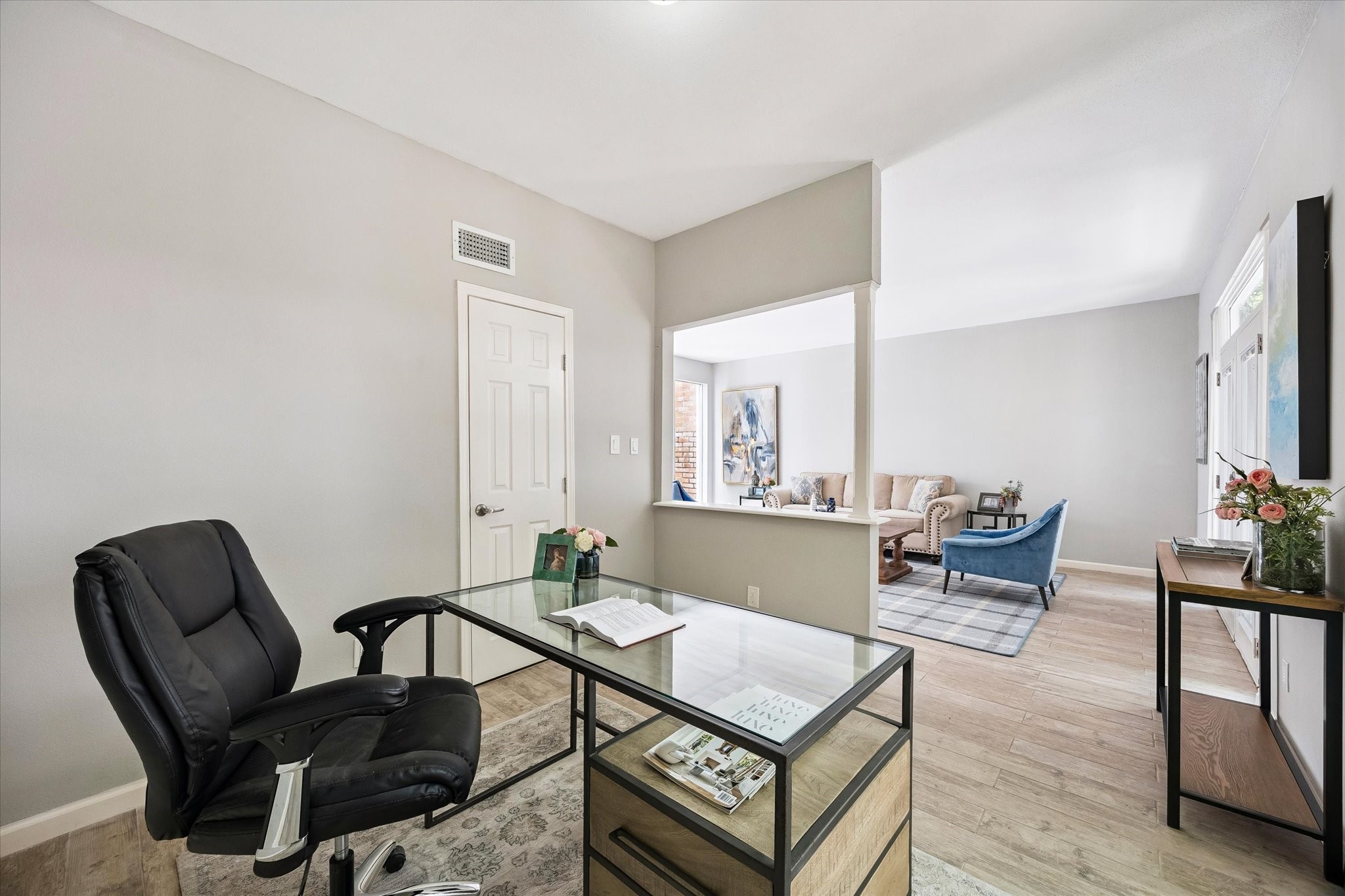  7483 Brompton Street - 物件實景