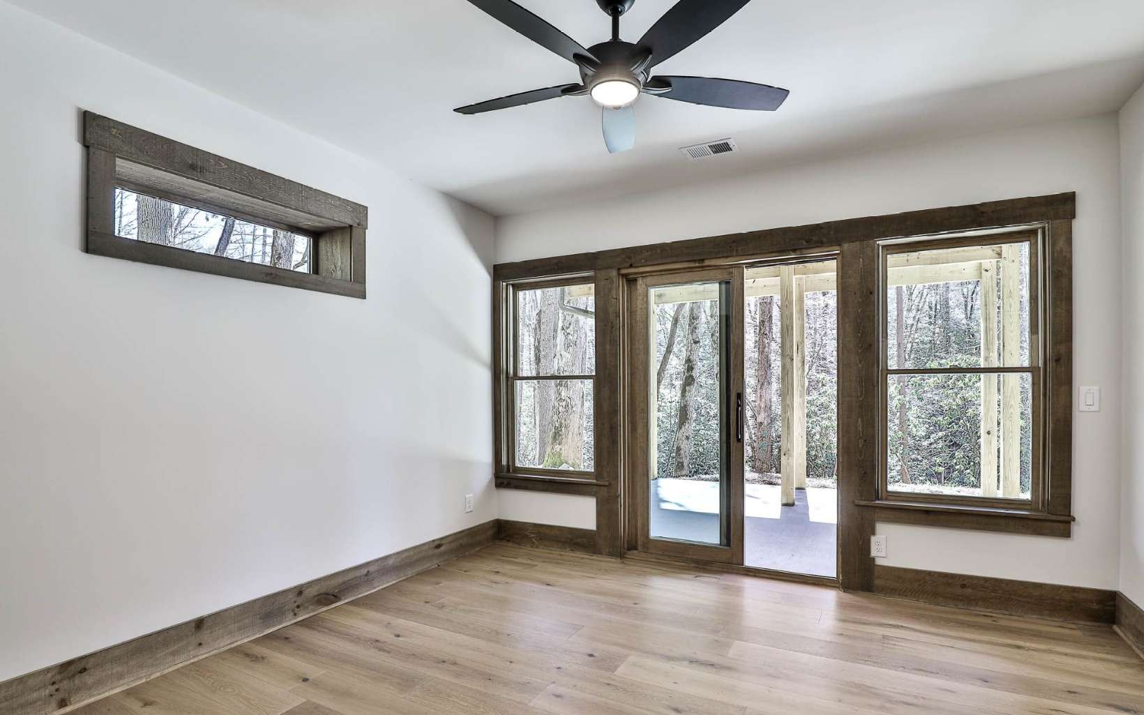 272 Creekside Landing, Ellijay, Georgia, 30540, United States, 3 Bedrooms Bedrooms, ,3 BathroomsBathrooms,Residential,For Sale,272 Creekside Landing,1231806