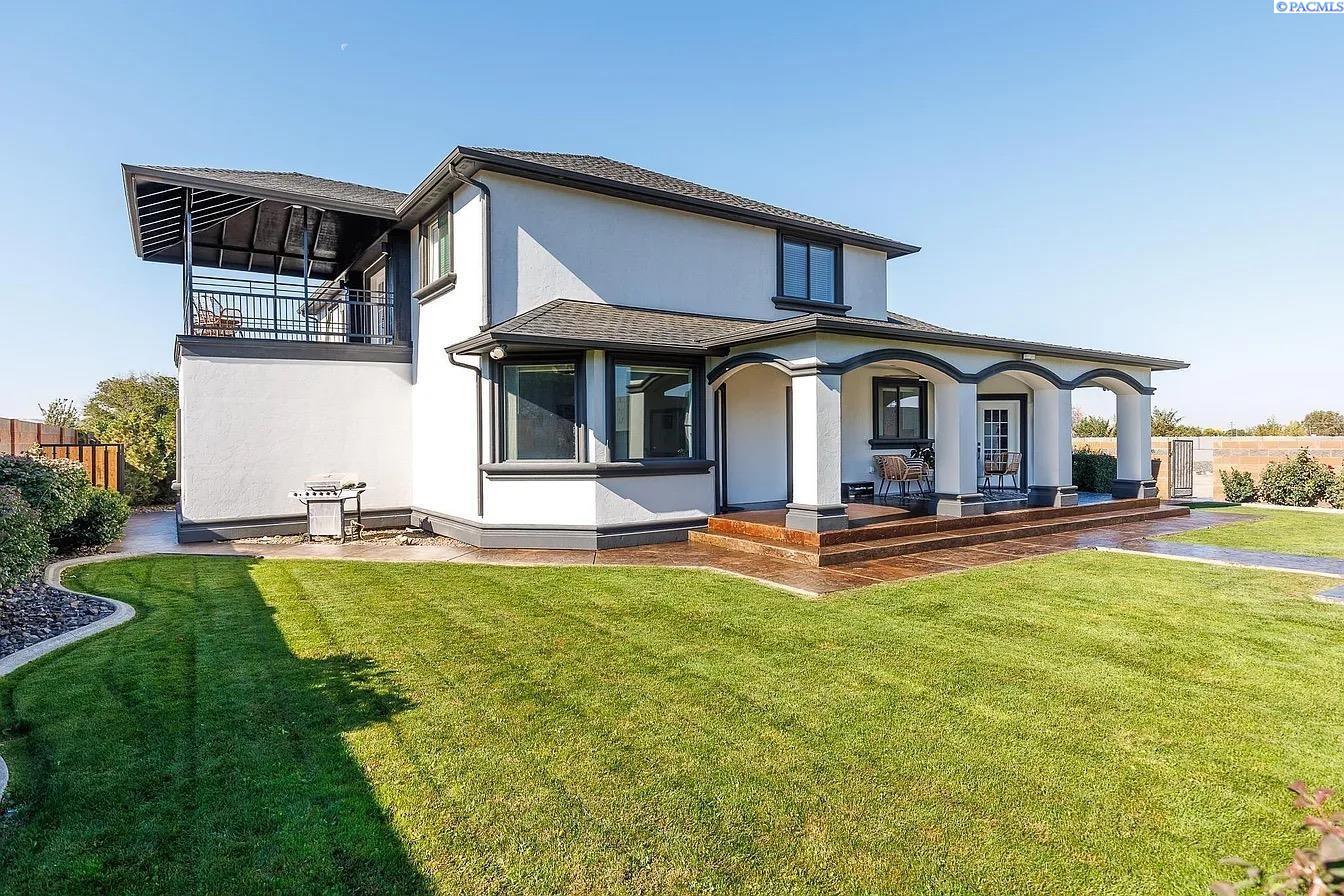 Kennewick, Washington, 99336, United States, 7 Bedrooms Bedrooms, ,7 BathroomsBathrooms,Residential,For Sale,1983847