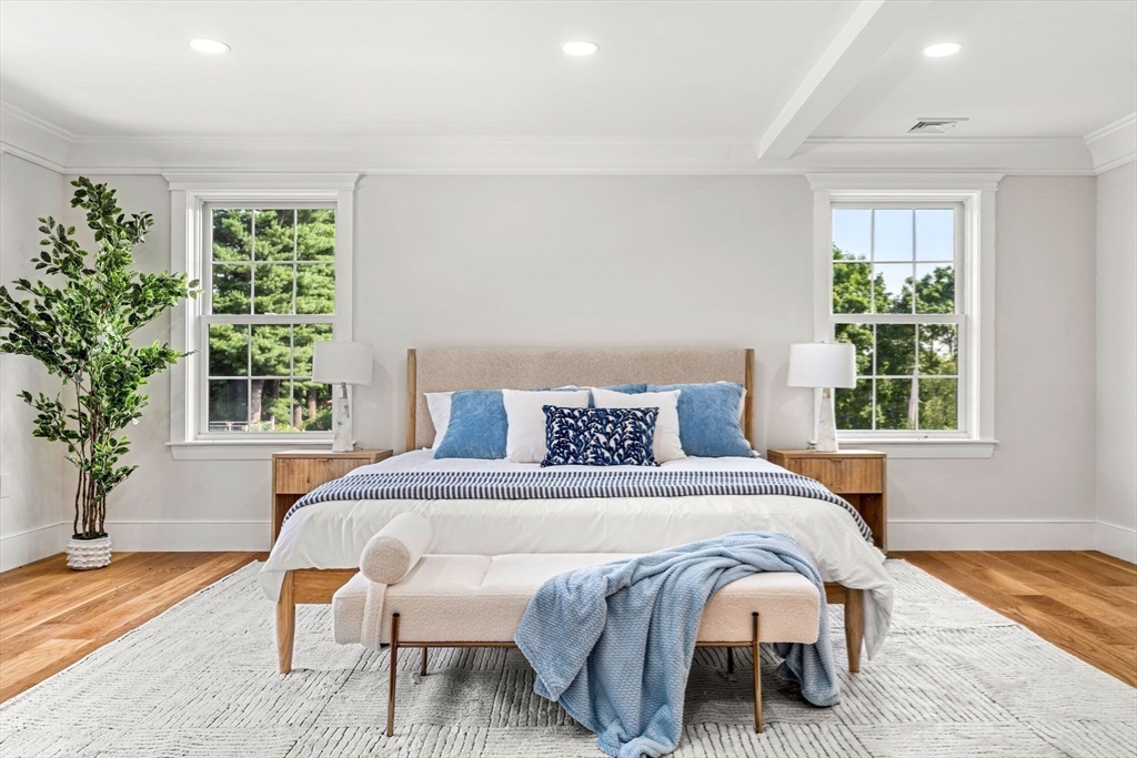 Natick, Massachusetts, 01760, United States, 5 Bedrooms Bedrooms, ,6 BathroomsBathrooms,Residential,For Sale,1901321