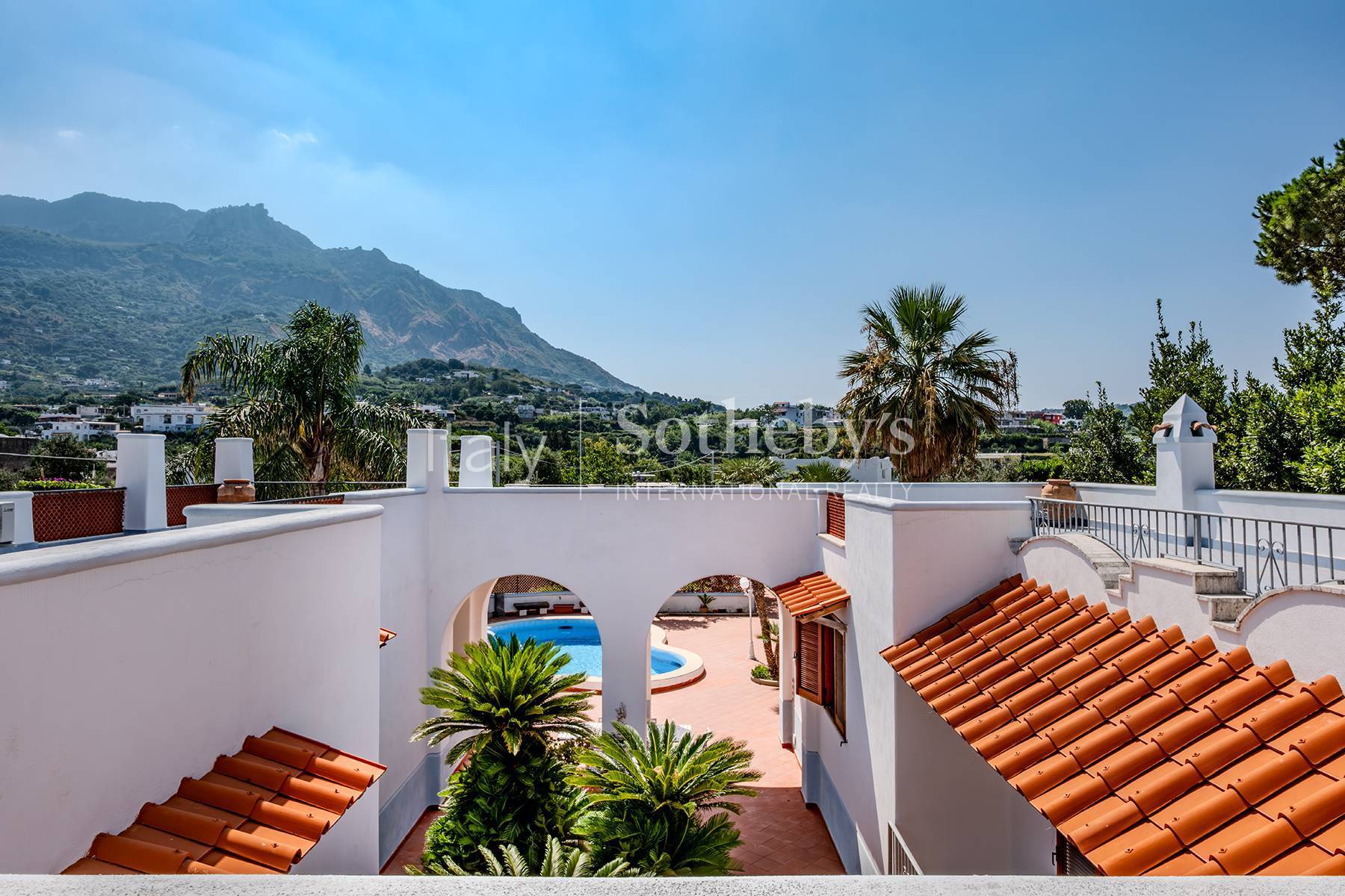  Prestigious villa with swimming pool in the heart of Forio - 物件實景