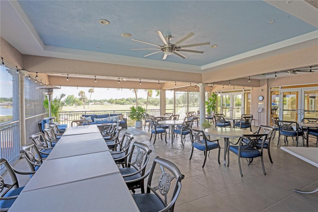 Bradenton, Florida, 34203, United States, 2 Bedrooms Bedrooms, ,3 BathroomsBathrooms,Residential,For Sale,1958401