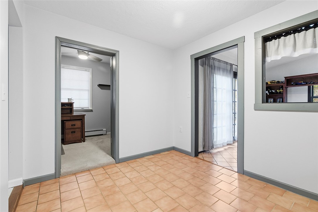 Robinson Twp, Pennsylvania, 15108, United States, 4 Bedrooms Bedrooms, ,5 BathroomsBathrooms,Residential,For Sale,1997080