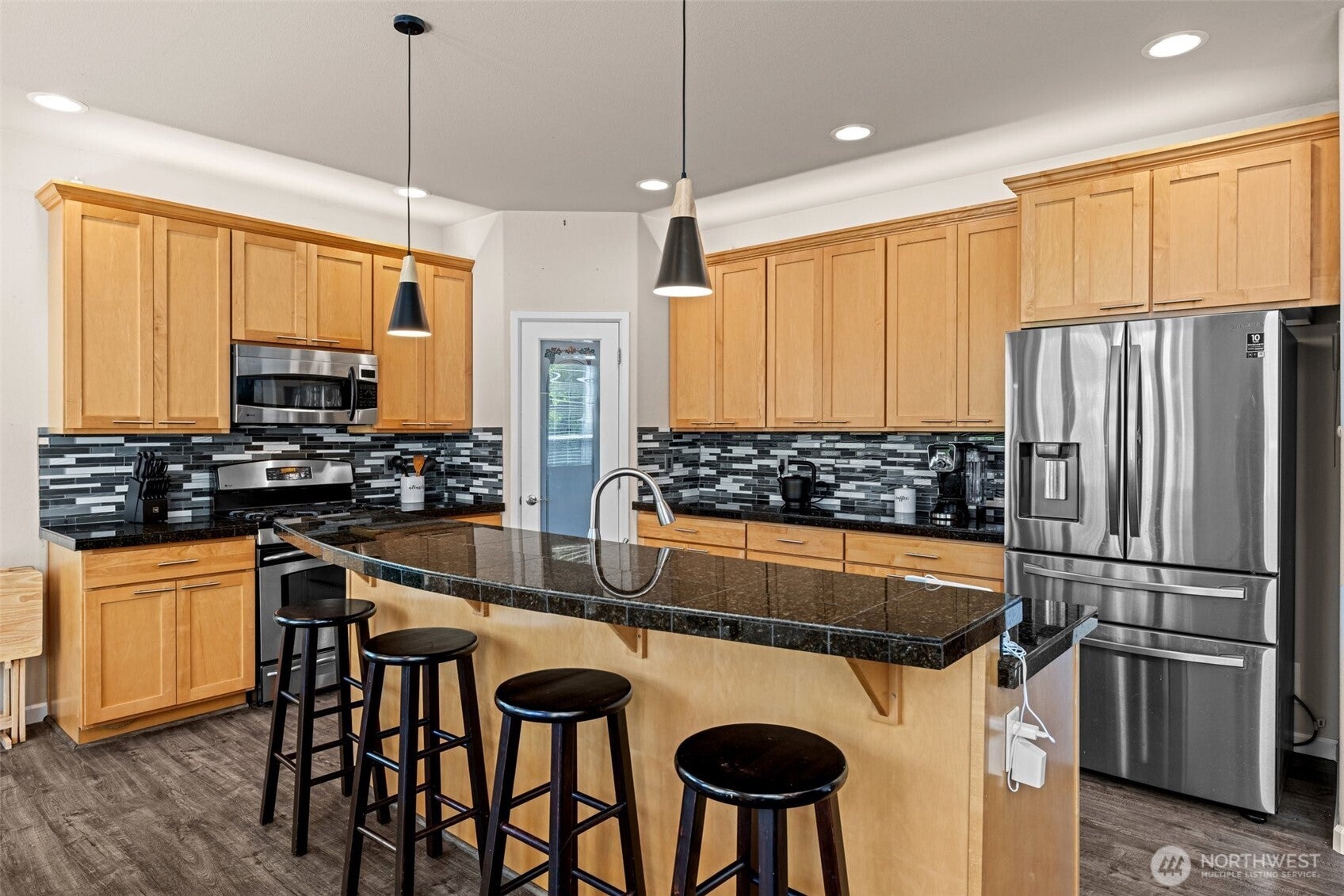 Tacoma, Washington, 98422, United States, 3 Bedrooms Bedrooms, ,3 BathroomsBathrooms,Residential,For Sale,1924531