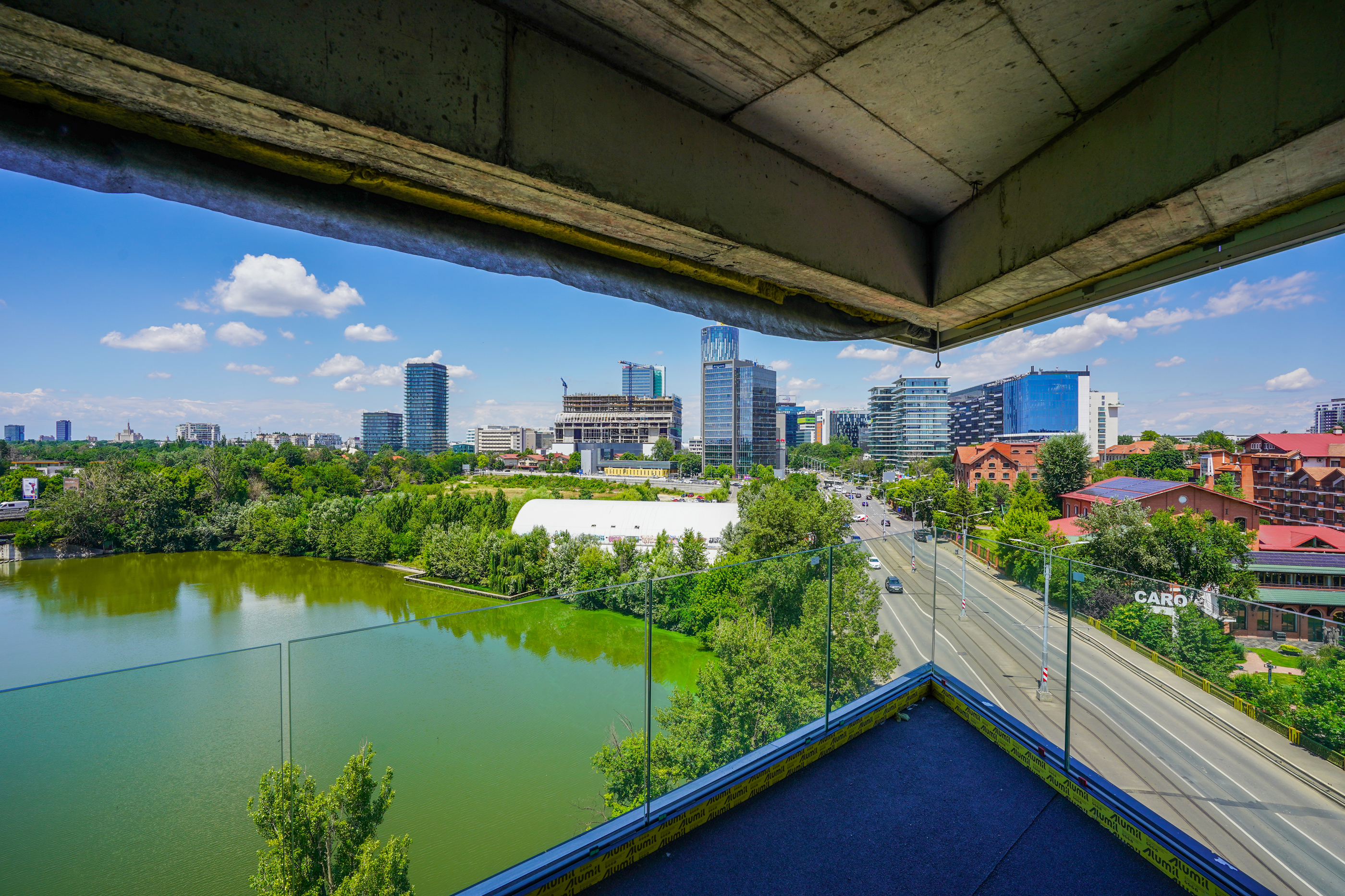  Lakefront Duplex Penthouse with a Panoramic Terrace on Lake Floreasca - 物件實景