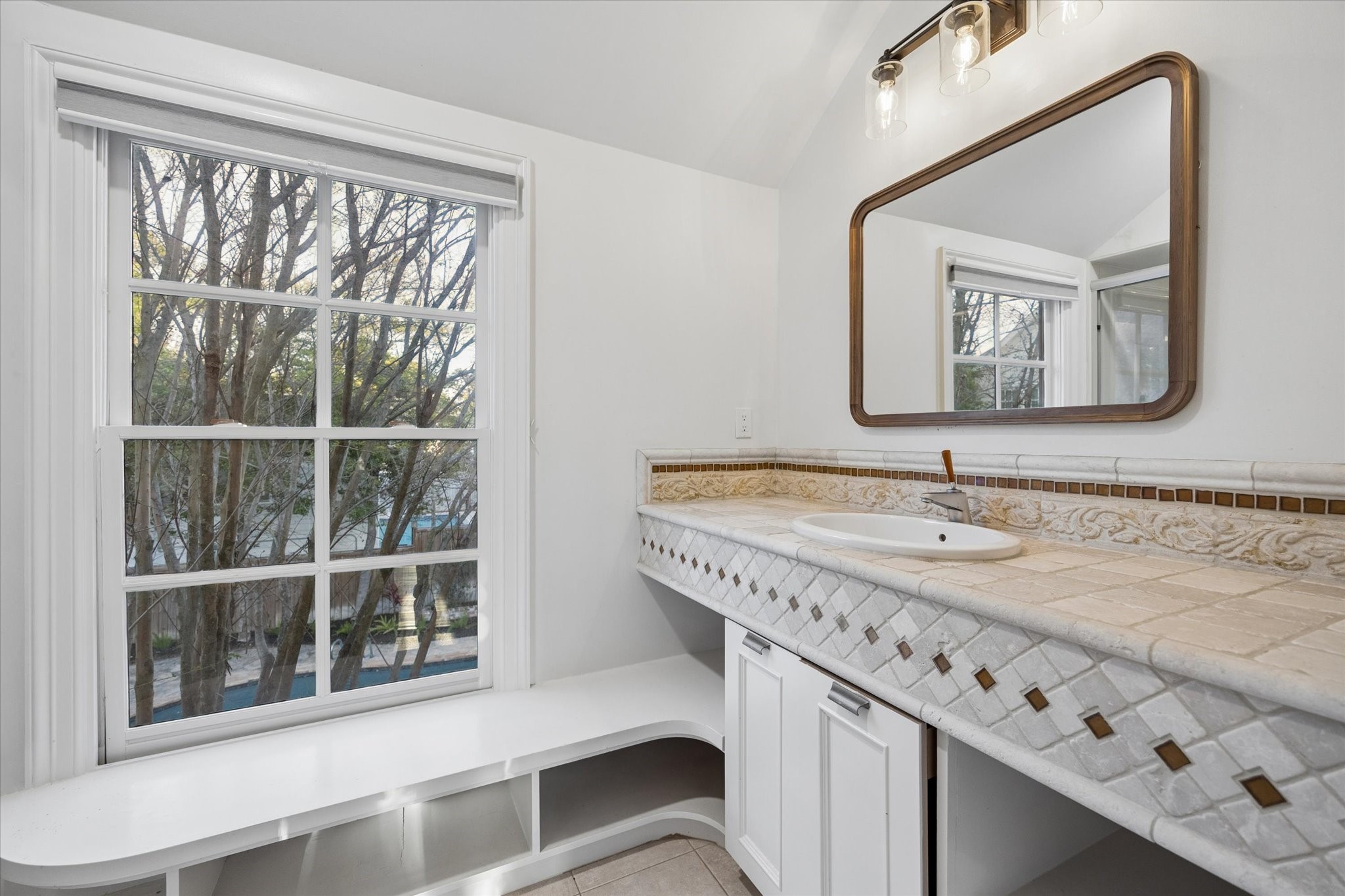  3020 San Felipe Street - 物件實景