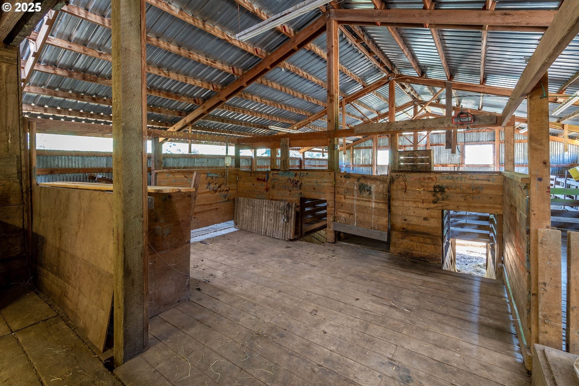 Myrtle Point, Oregon, 97458, United States, 3 Bedrooms Bedrooms, ,3 BathroomsBathrooms,Residential,For Sale,1975614