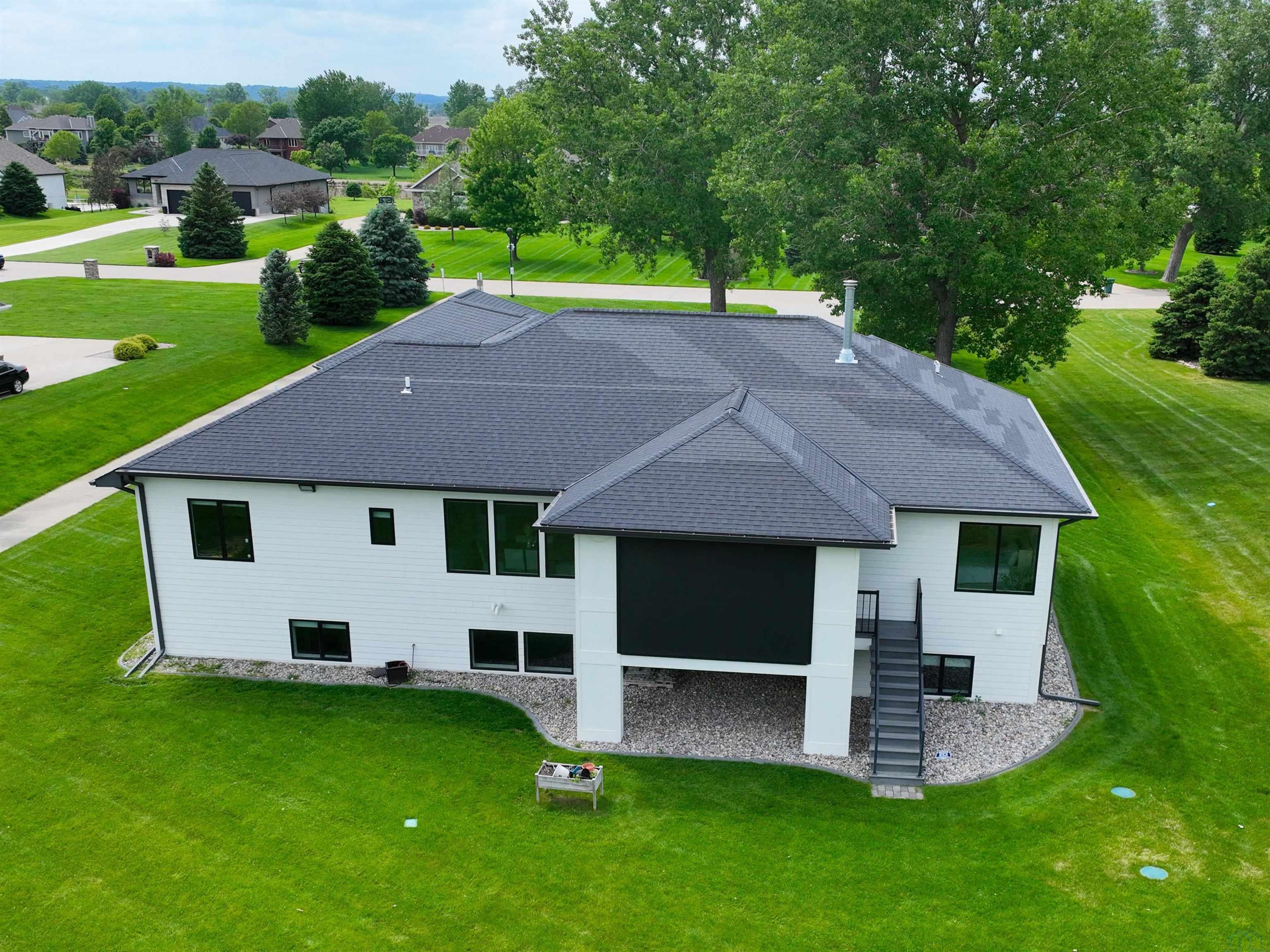 Jefferson, South Dakota, 57038, United States, 6 Bedrooms Bedrooms, ,3 BathroomsBathrooms,Residential,For Sale,1978978