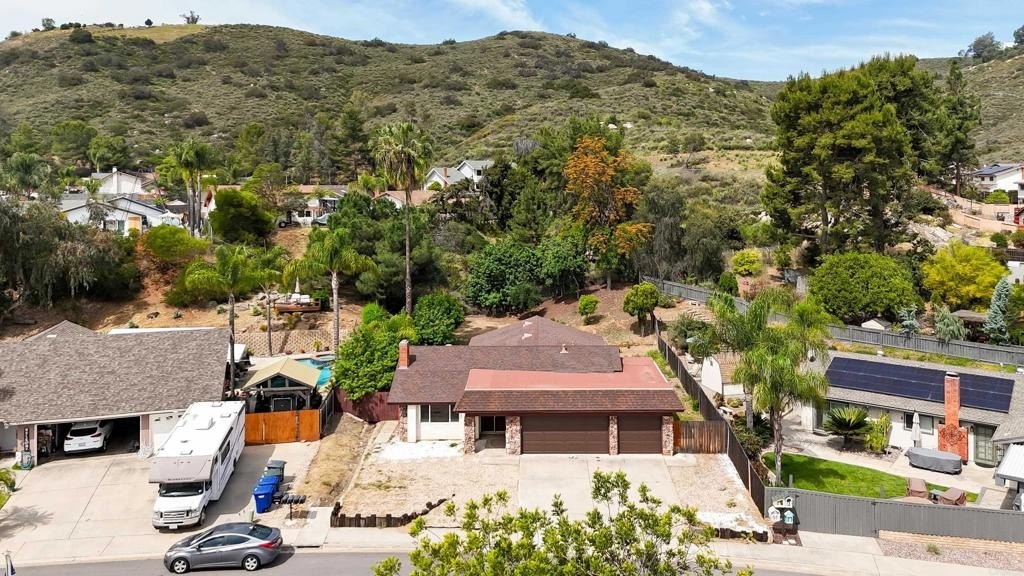 Lakeside, California, 92040, United States, 3 Bedrooms Bedrooms, ,2 BathroomsBathrooms,Residential,For Sale,1907762