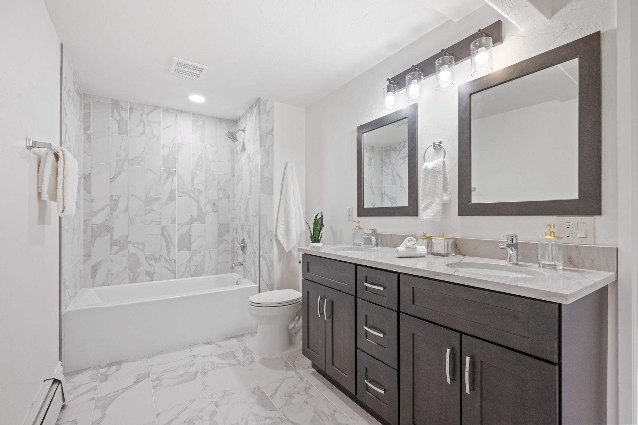 Denver, Colorado, 80209, United States, 6 Bedrooms Bedrooms, ,4 BathroomsBathrooms,Residential,For Sale,1973840