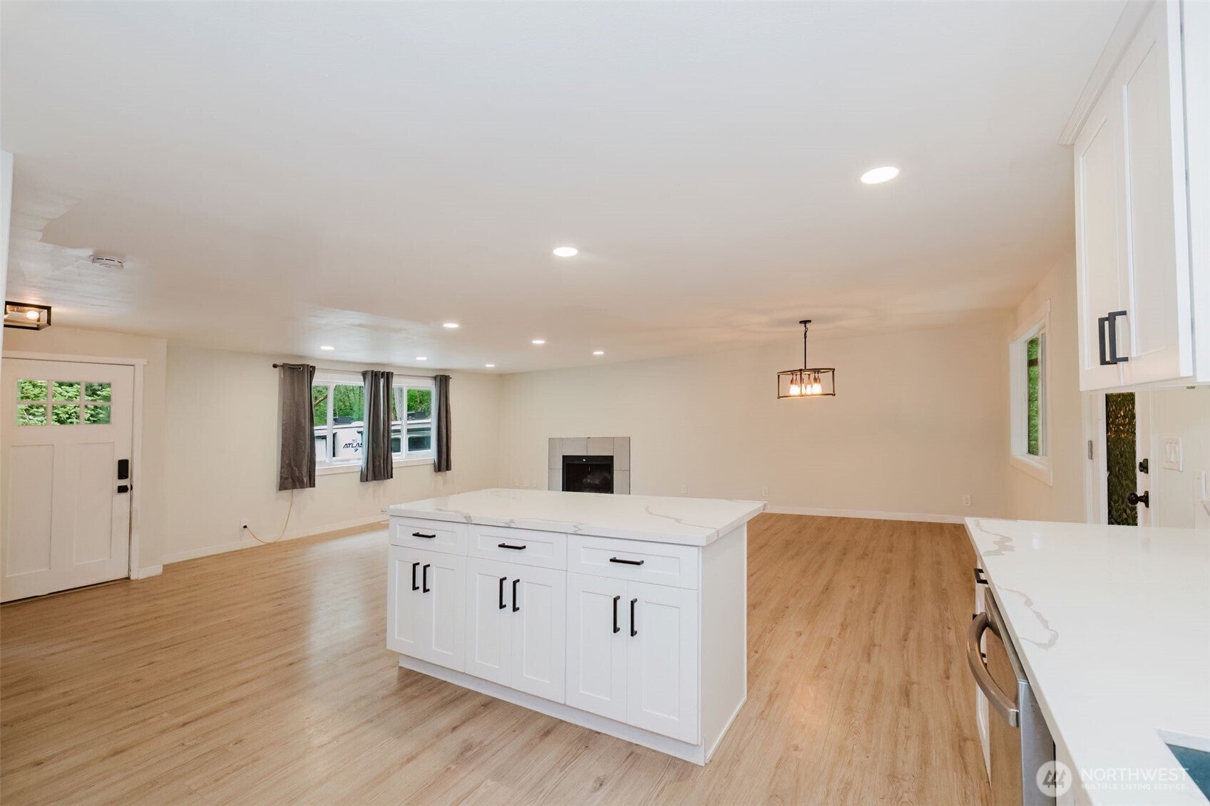 Poulsbo, Washington, 98370, United States, 3 Bedrooms Bedrooms, ,2 BathroomsBathrooms,Residential,For Sale,1796168