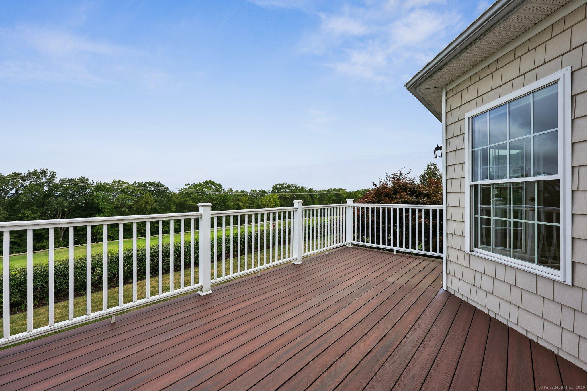 Wallingford, Connecticut, 06492, United States, 2 Bedrooms Bedrooms, ,4 BathroomsBathrooms,Residential,For Sale,1983794